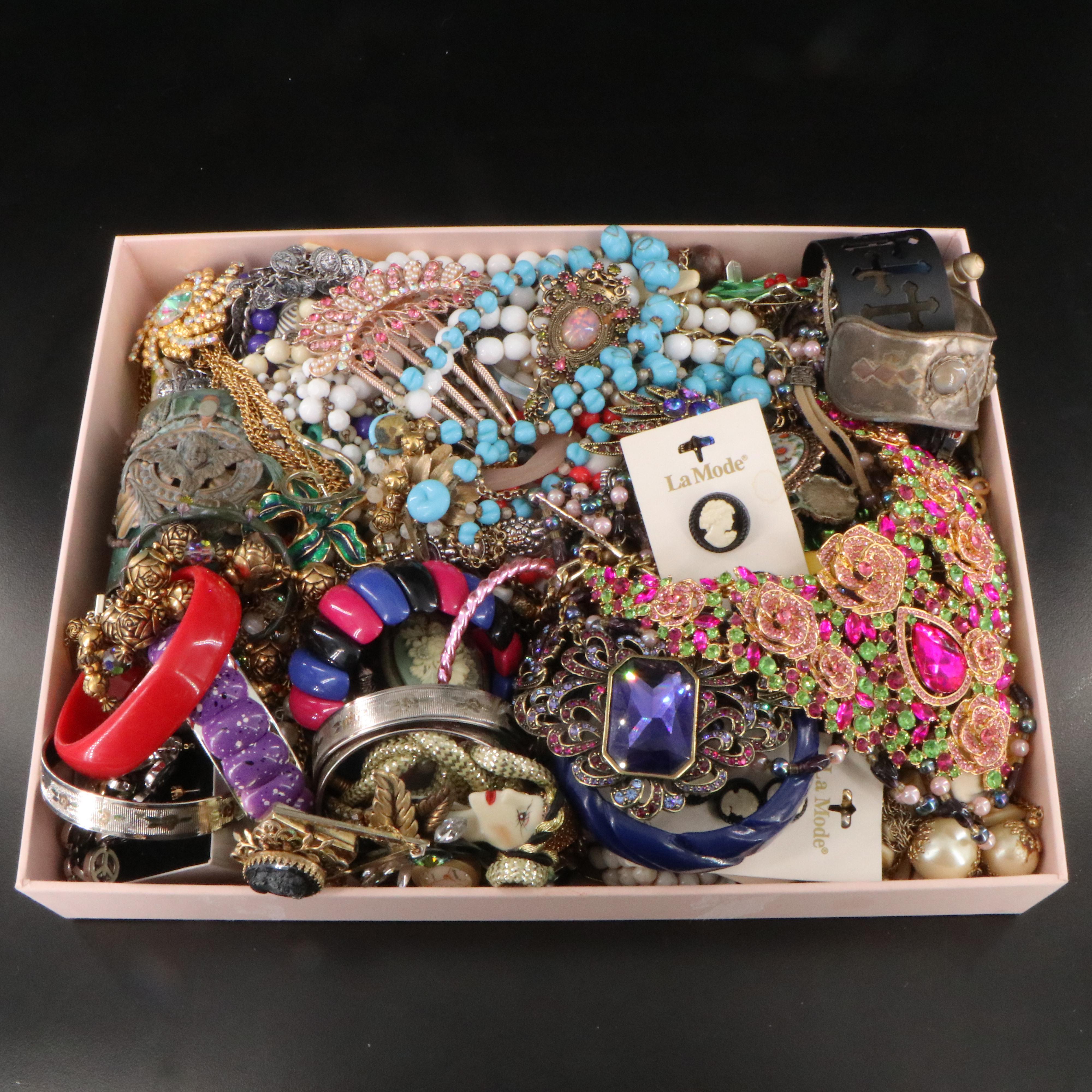 Uncommon Discoveries: Jewelry Collection