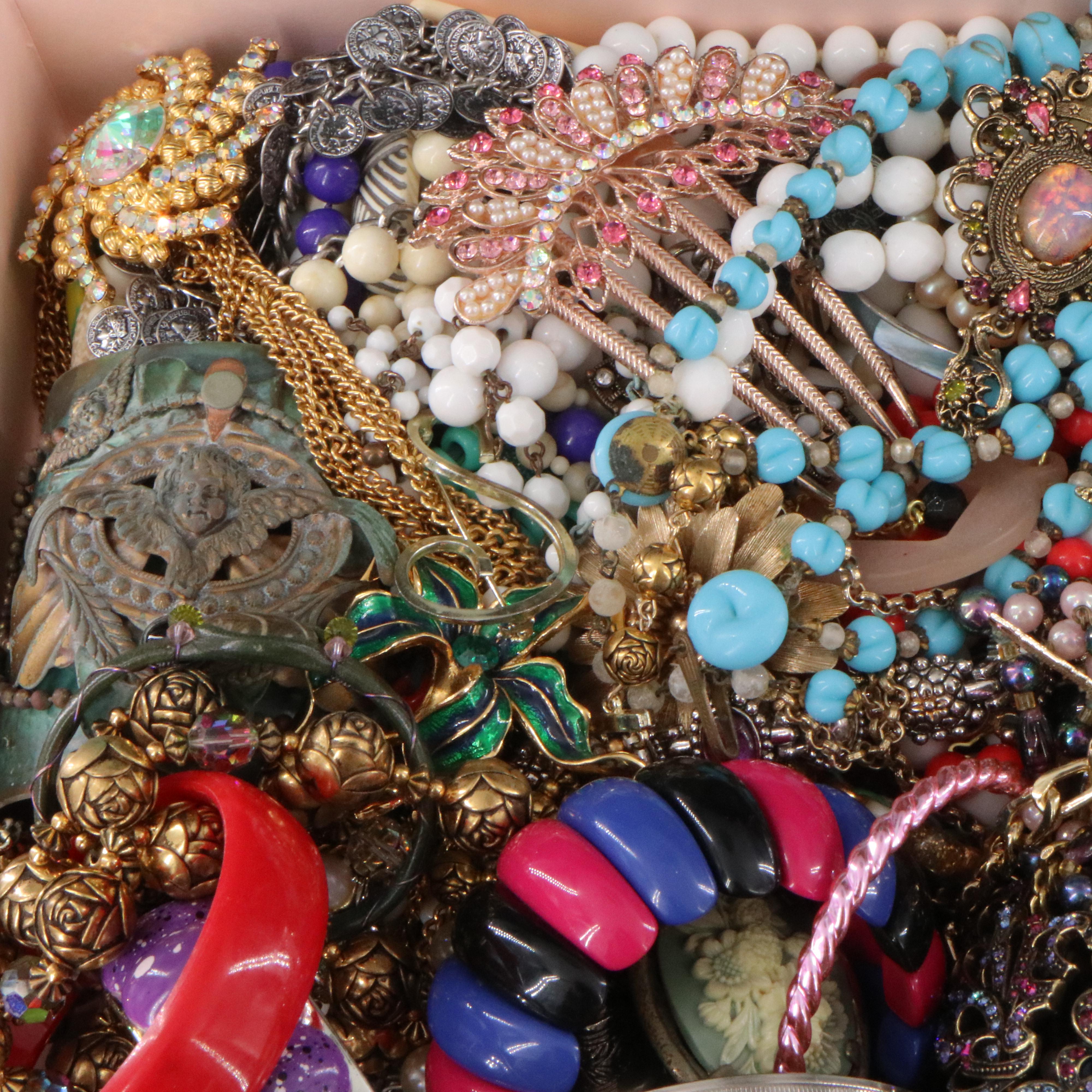 Uncommon Discoveries: Jewelry Collection