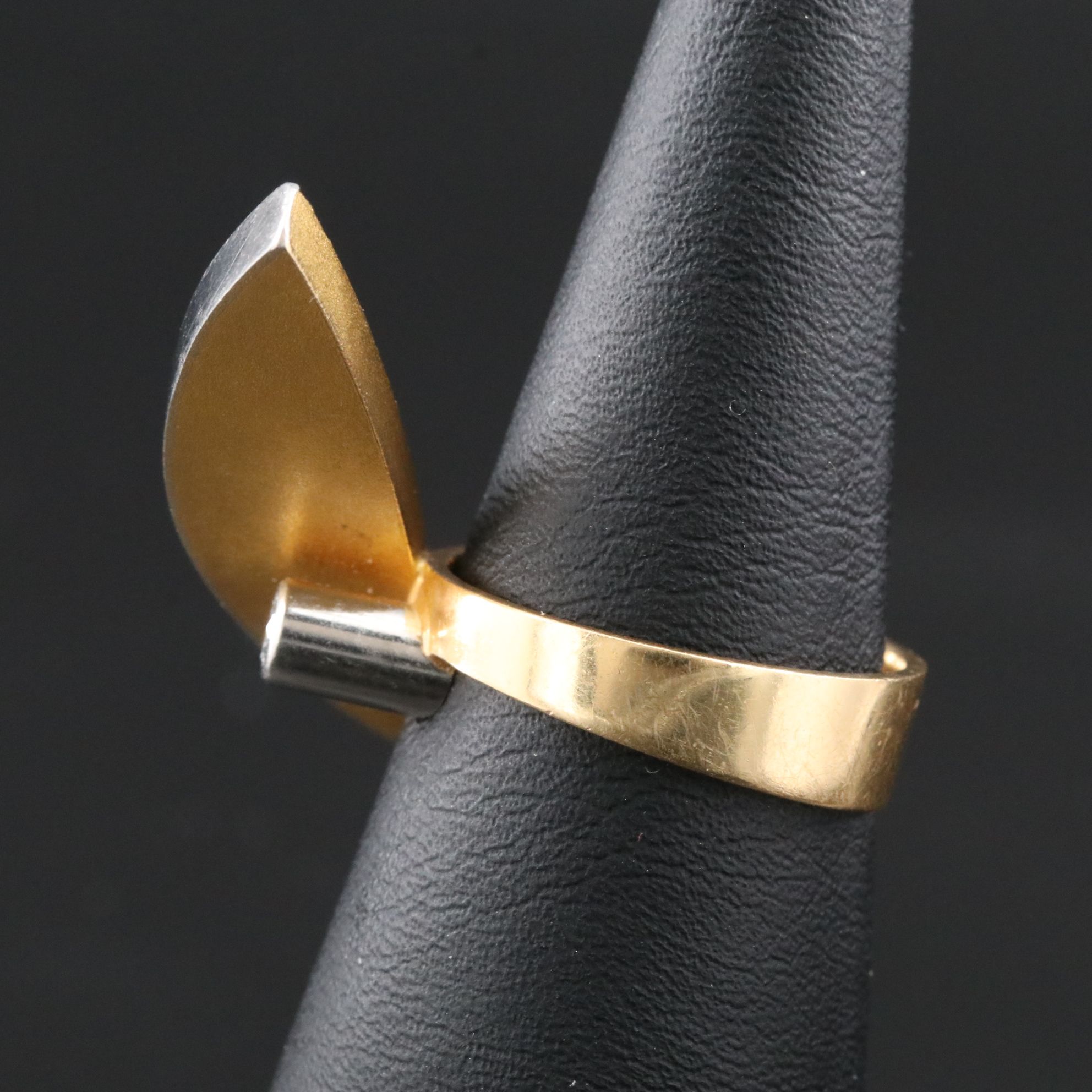 Bjorn Weckstrom for Lapponia 18K, Platinum and Diamond Arch Ring