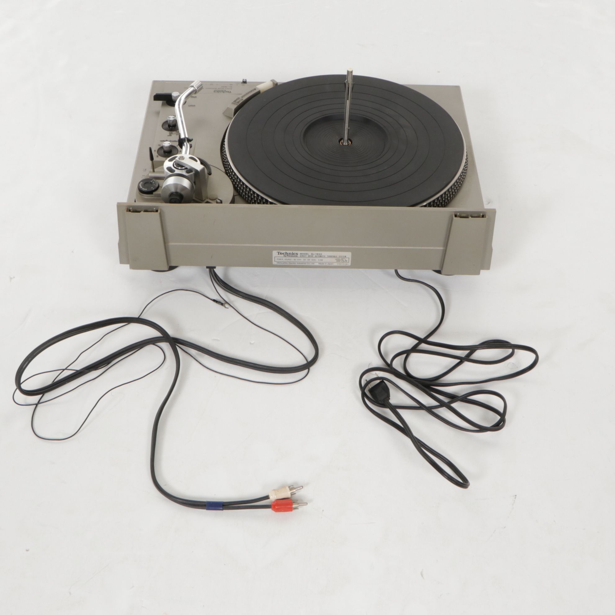 Technics SL-1950 Turntable by Panasonic