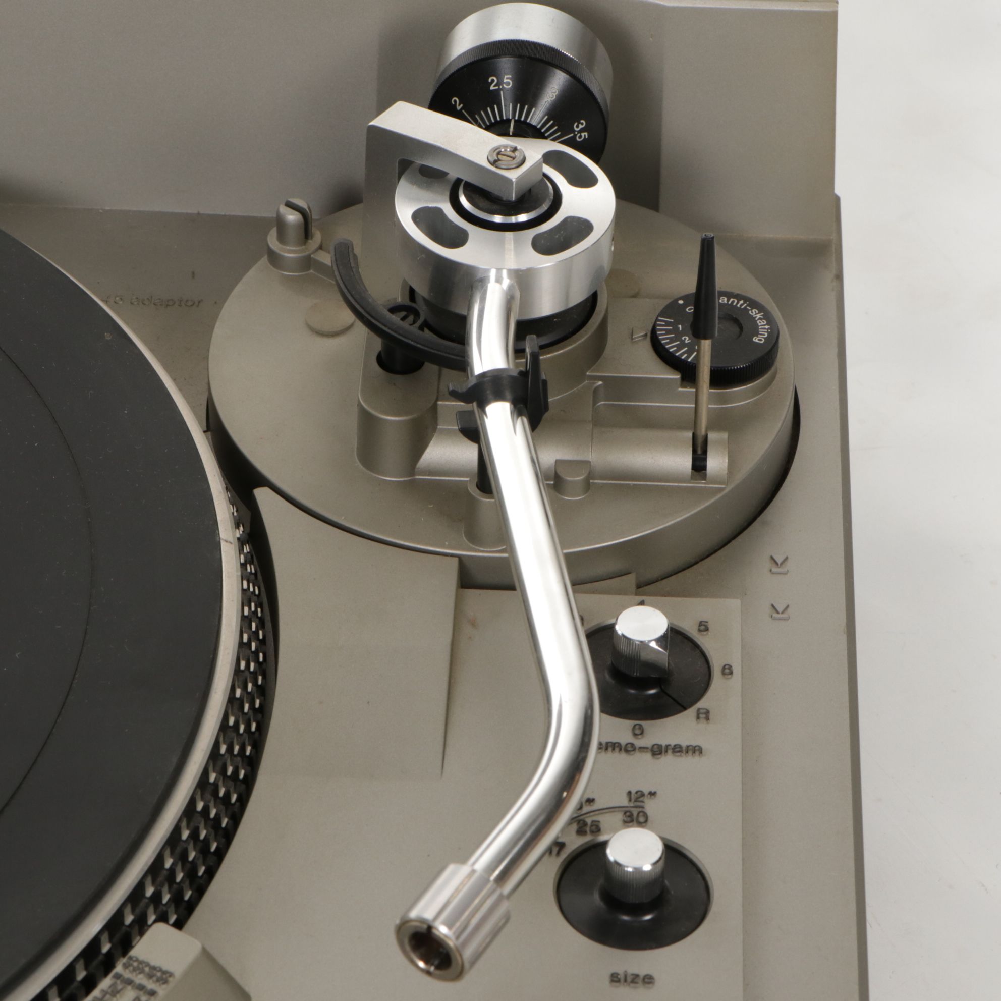 Technics SL-1950 Turntable by Panasonic