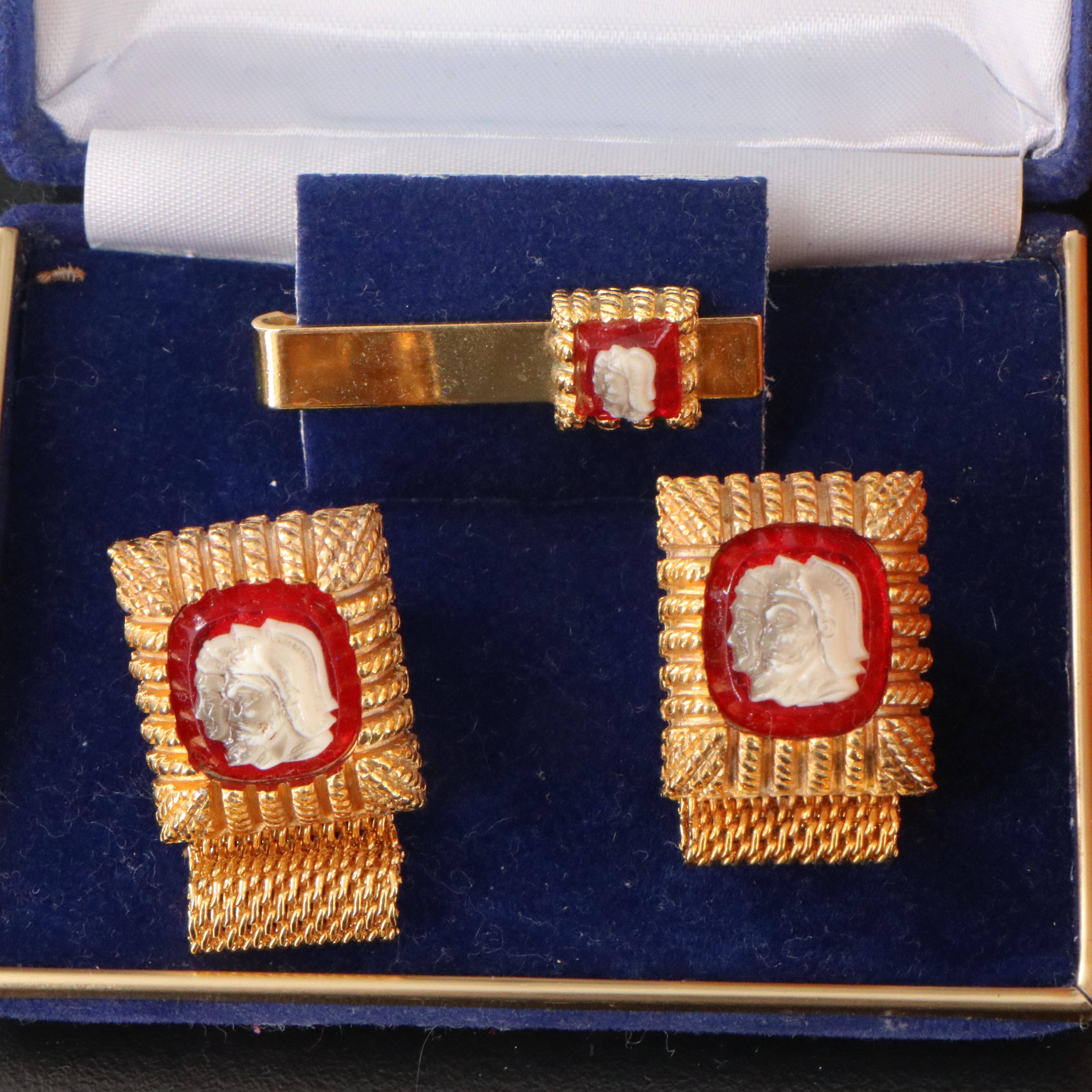 Uncommon Discoveries: Jewelry Collection