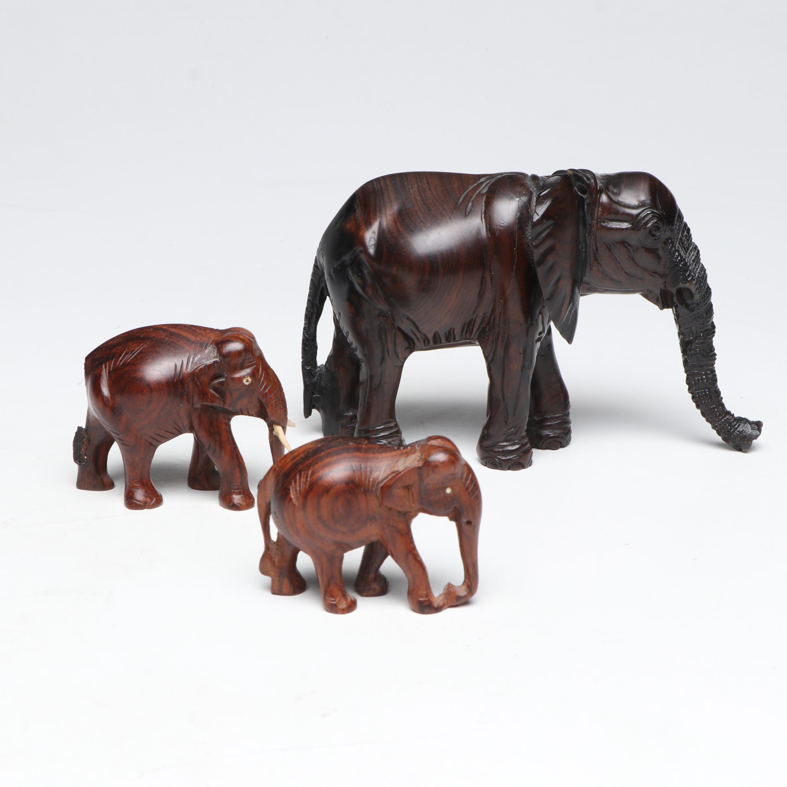 Panama Emberá Wounaan Handwoven Basket and Carved Wooden Elephants