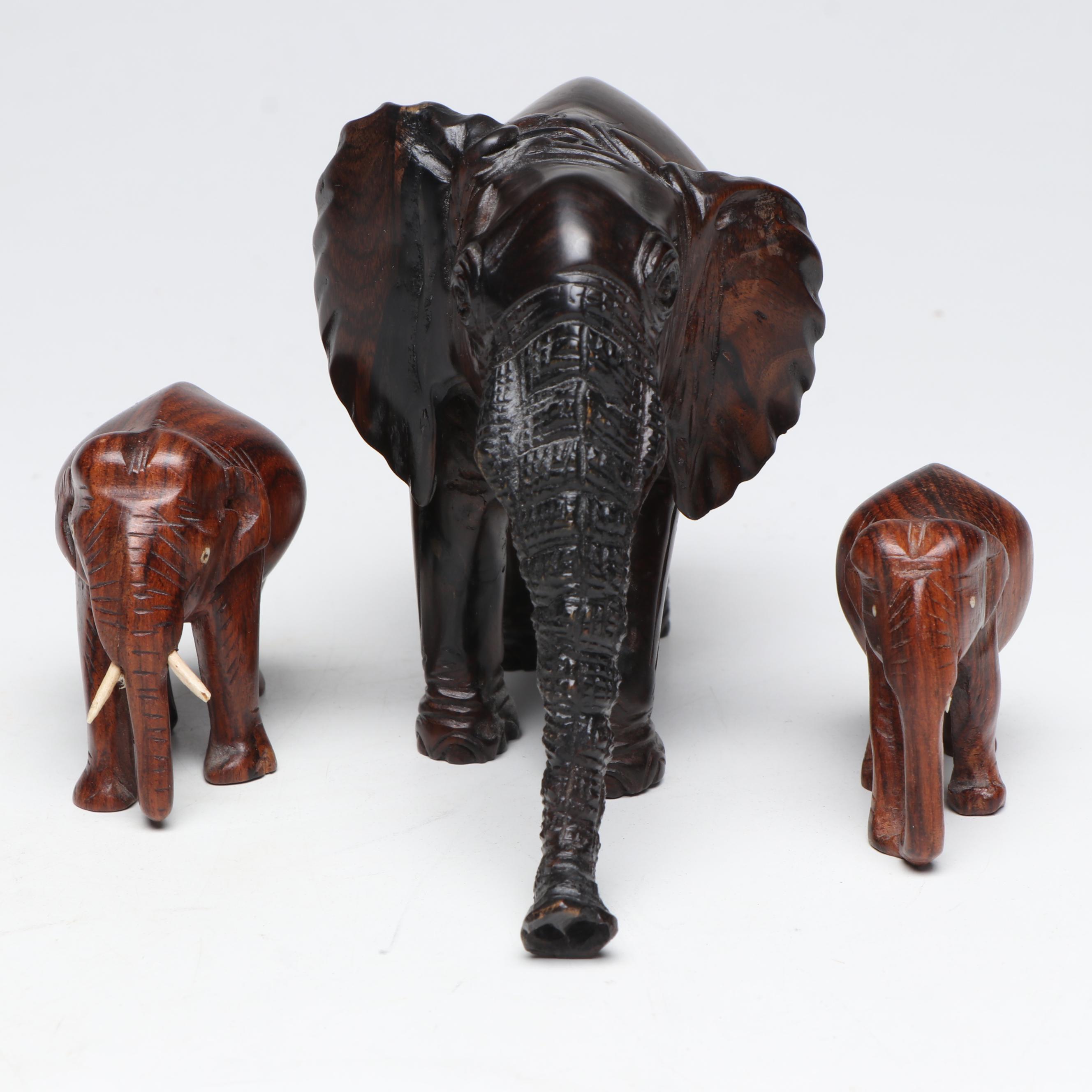 Panama Emberá Wounaan Handwoven Basket and Carved Wooden Elephants