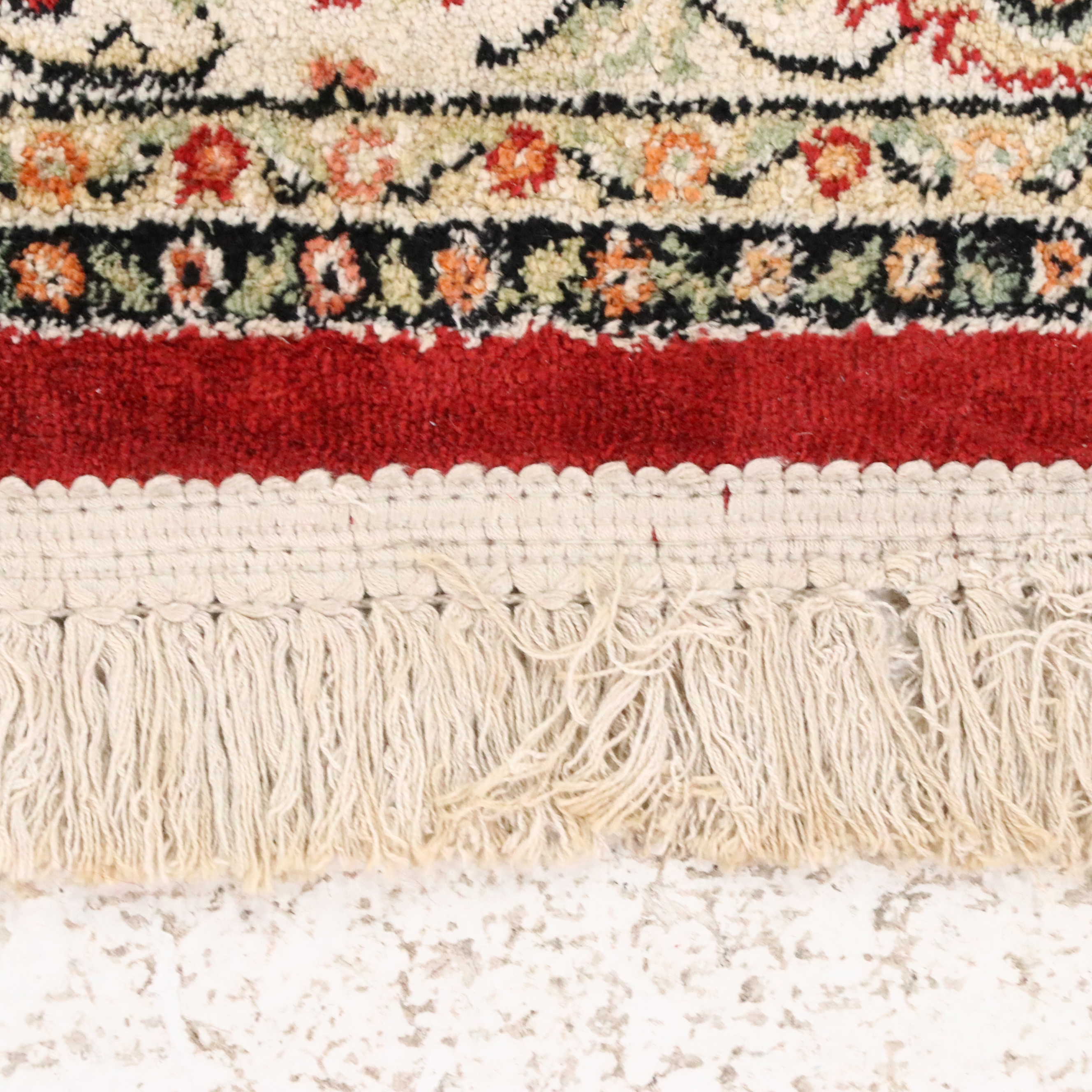 3'3 x 4'11 Machine Made Persian Style Accent Rug