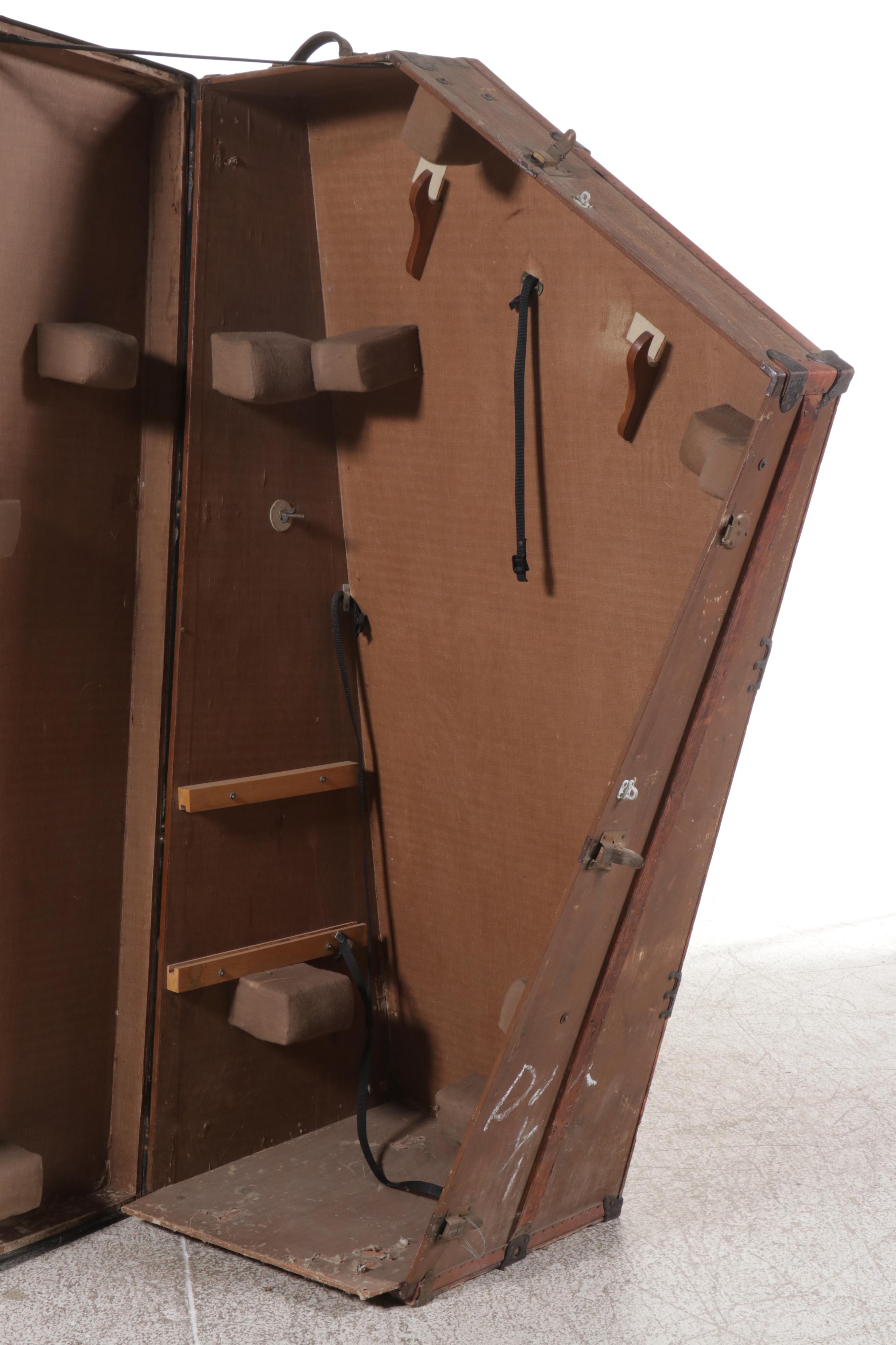 Lyon & Healy Inc. Harp Case, Late 19th/Early 20th Century