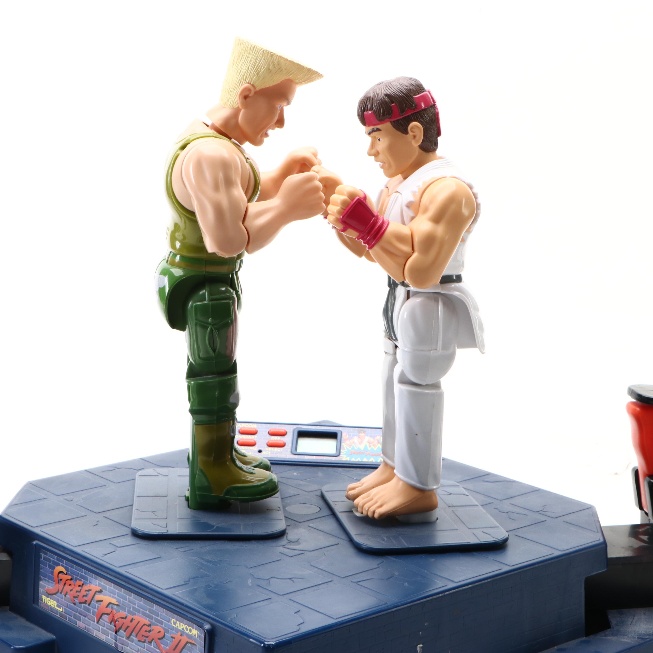 Tiger "Street Fighter II" Electronic Toy, 1993