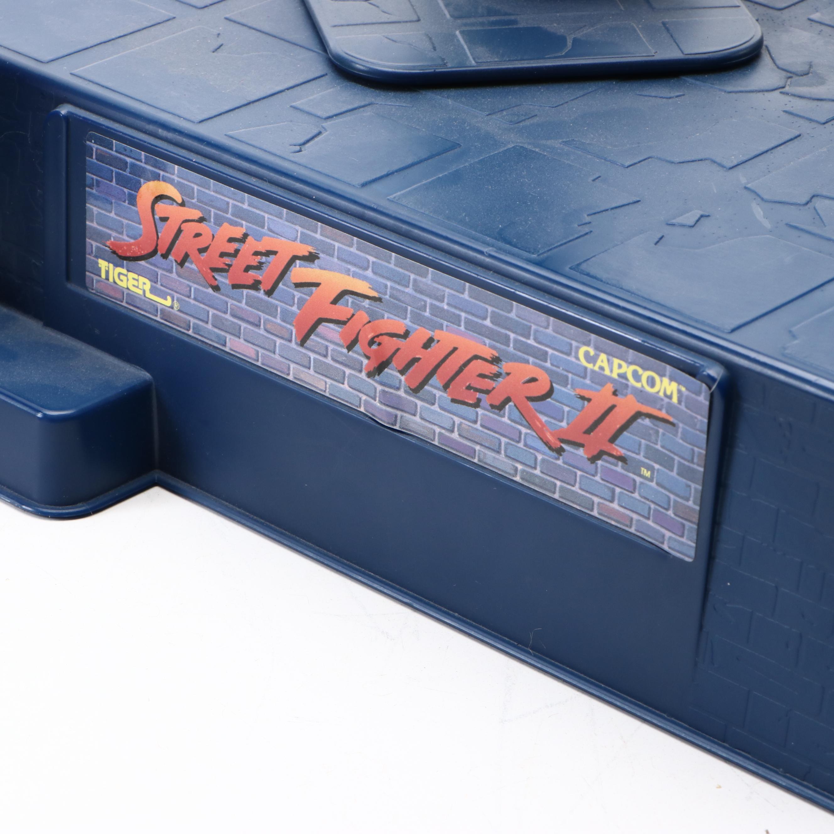 Tiger "Street Fighter II" Electronic Toy, 1993