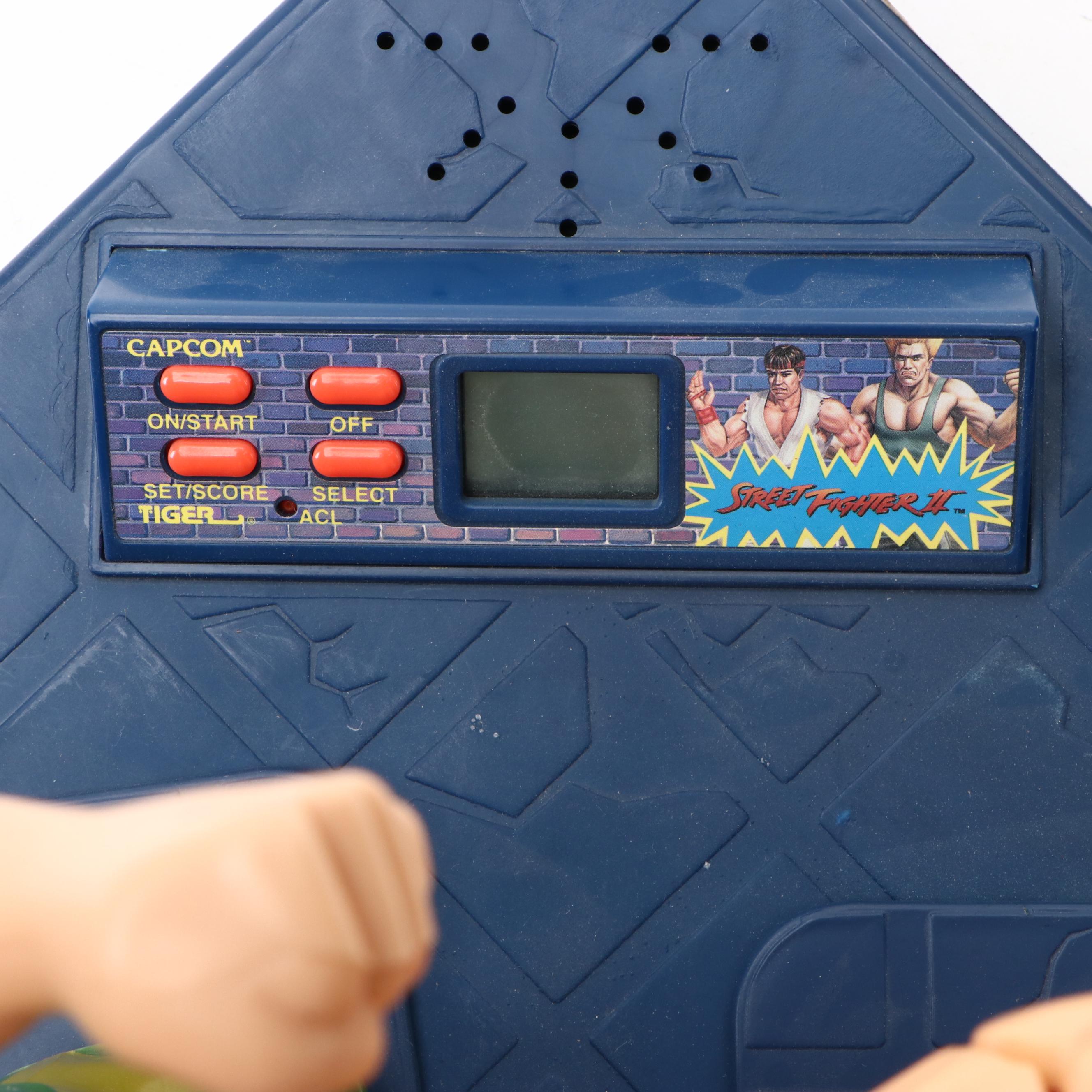 Tiger "Street Fighter II" Electronic Toy, 1993
