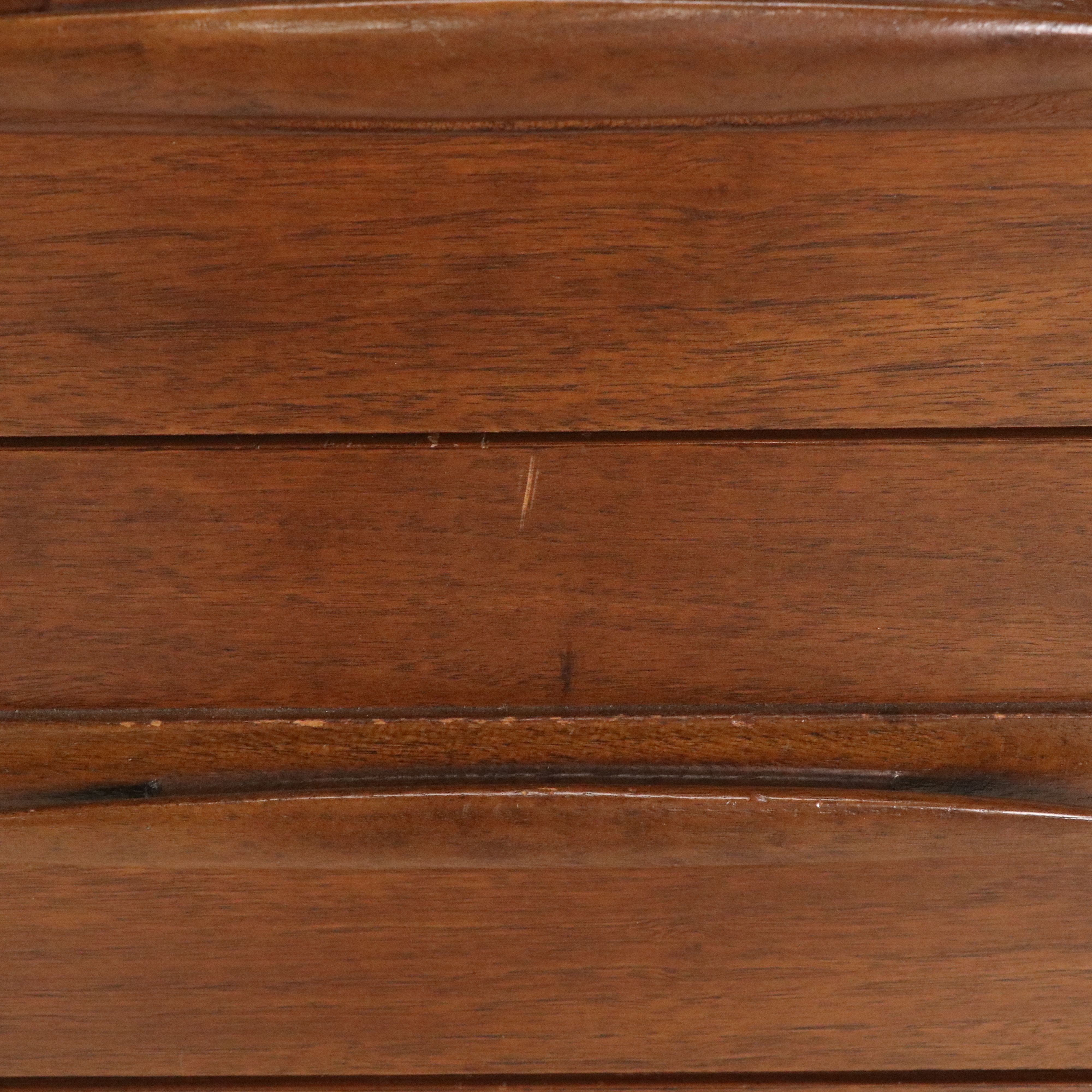 Broyhill Premier "Emphasis" Mid Century Modern Chest of Drawers