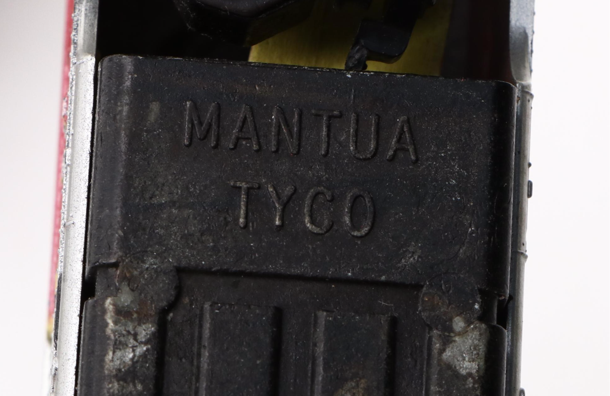 Santa Fe F7  Locomotives with Boxcars, Accessories and Other Model Trains