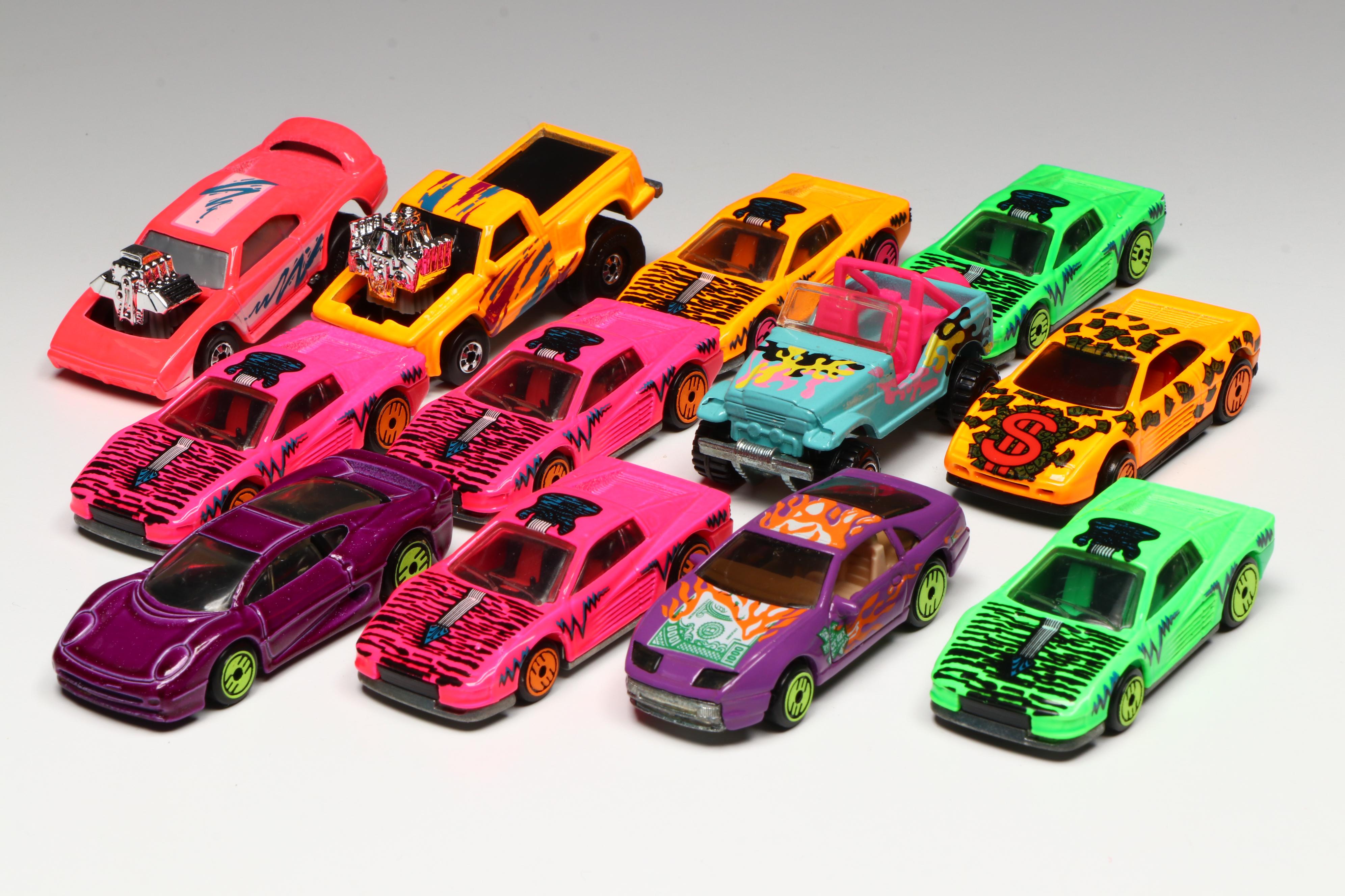 Hot Wheels "308 SEL" with Other Toy Cars and Collector's Case