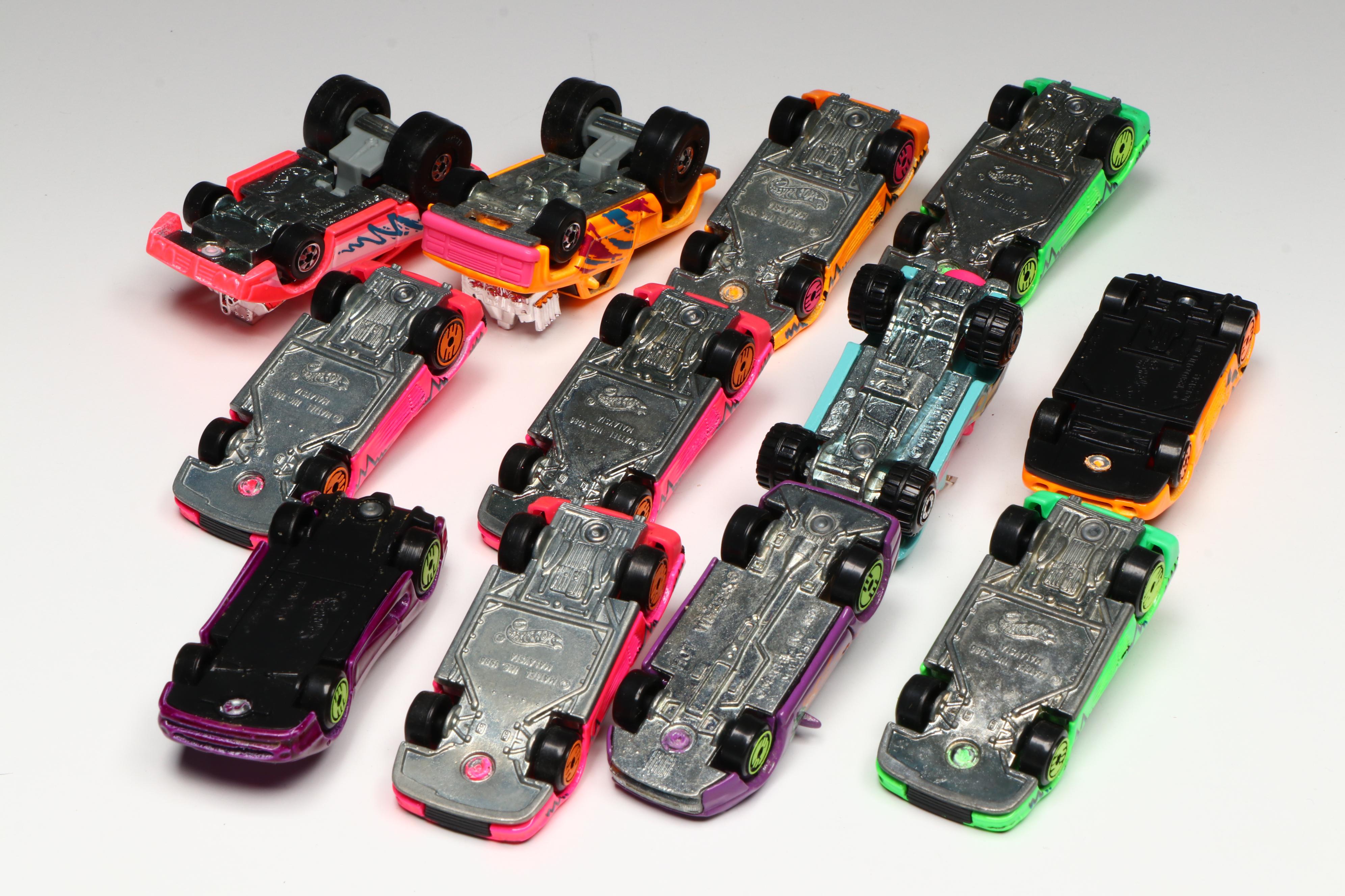 Hot Wheels "308 SEL" with Other Toy Cars and Collector's Case