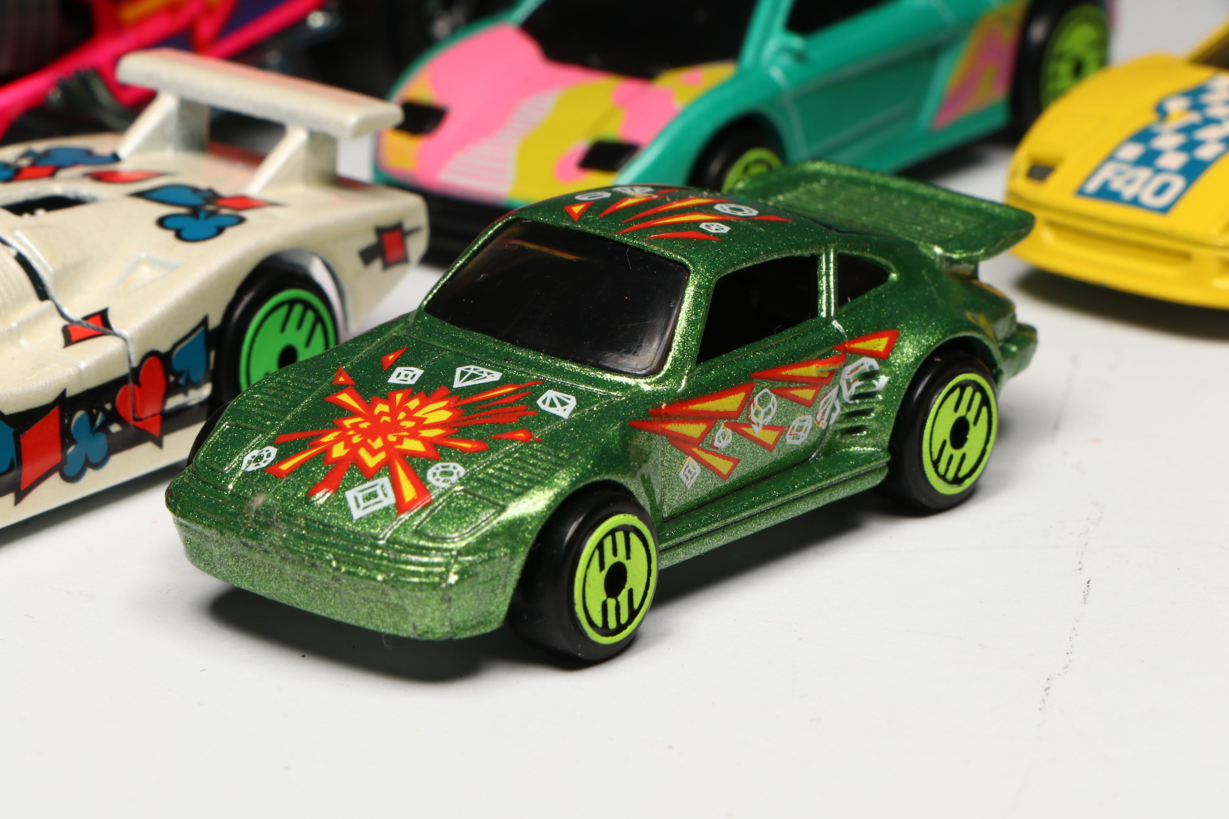 Hot Wheels "308 SEL" with Other Toy Cars and Collector's Case