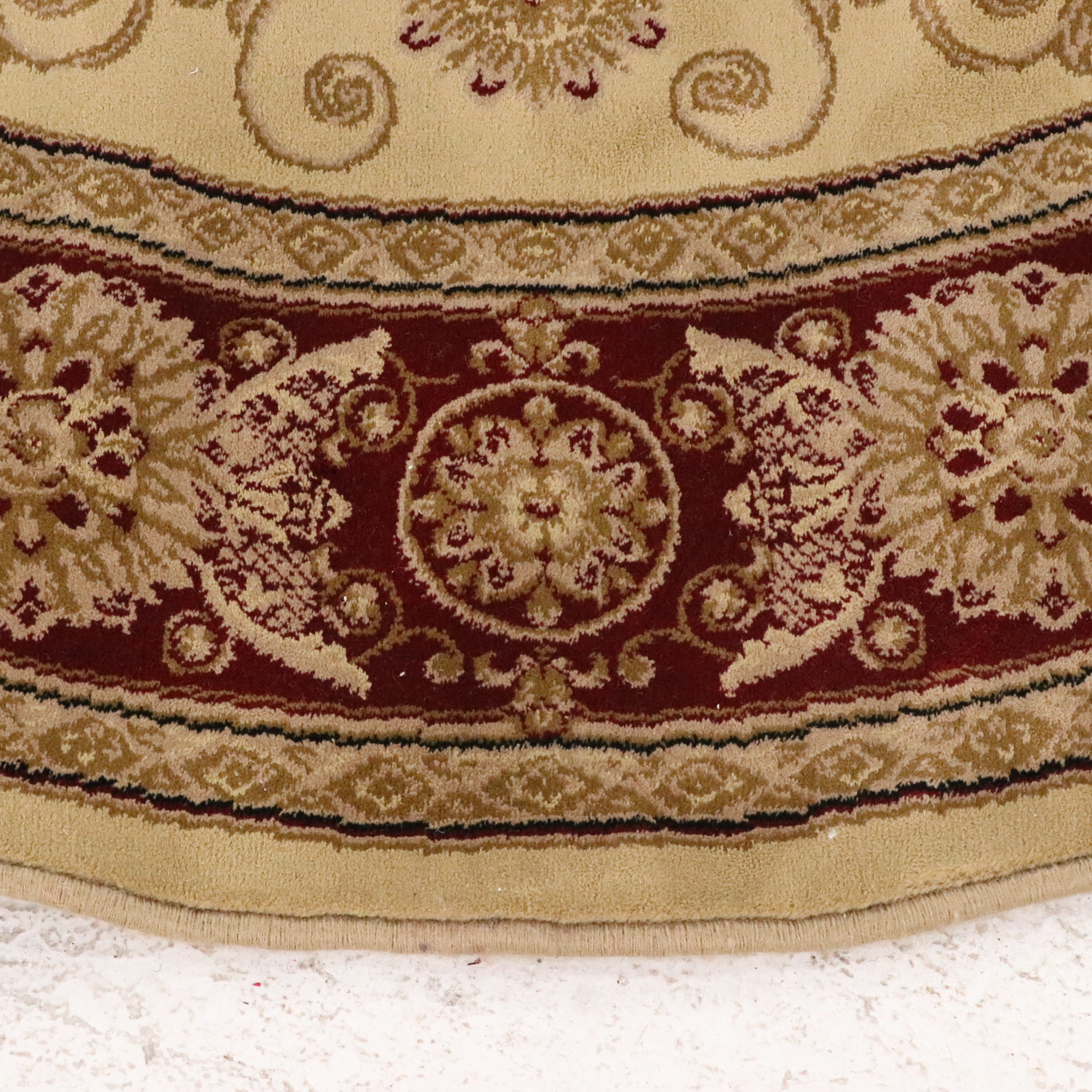 5'3 Round Machine Made Indian Agra Style Area Rug