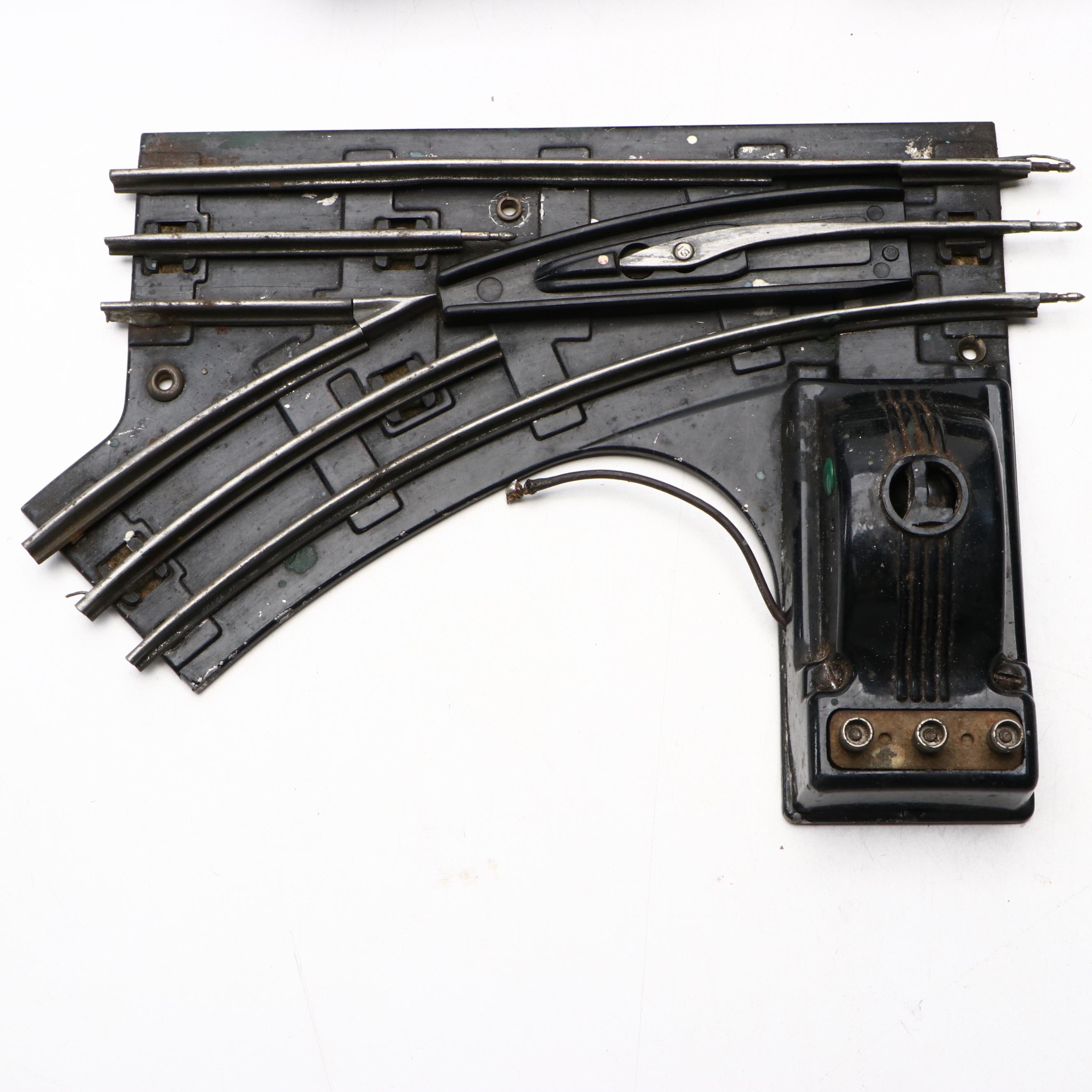 Lionel Steam Locomotive with Santa Fe Super Chief Boxcar and More Model Trains