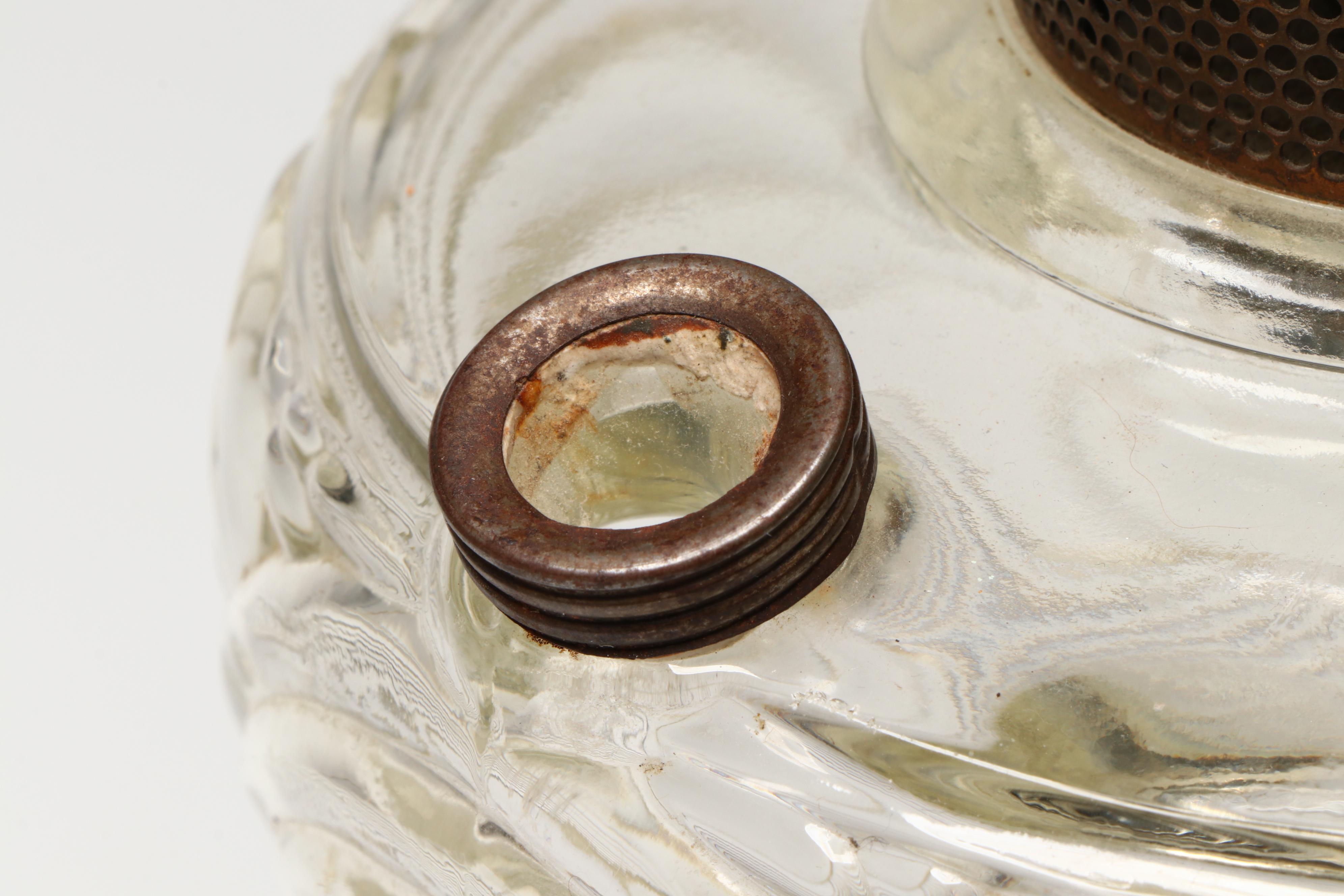 Aladdin and Other Victorian Oil Parlor Lamps, Adapted