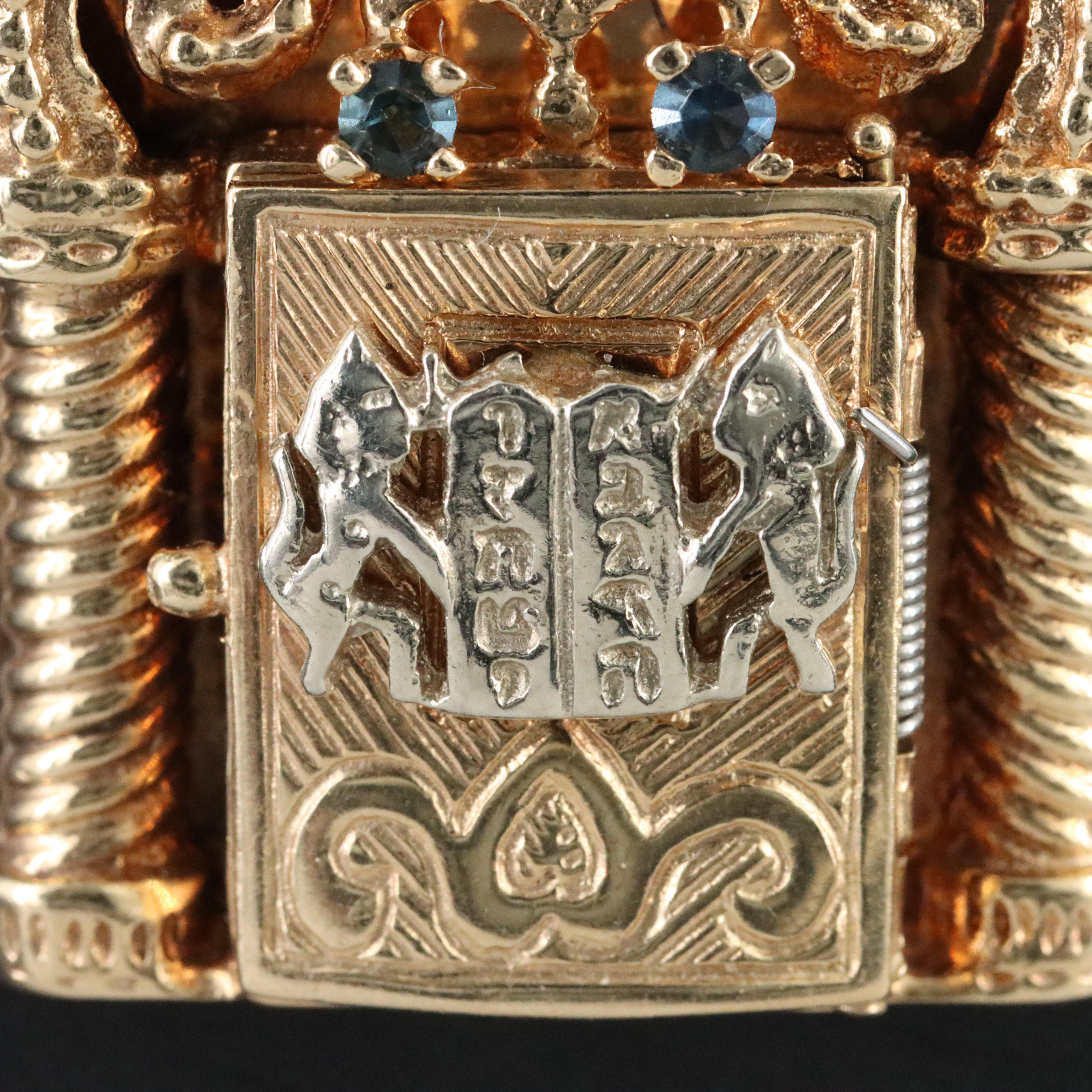 Vintage 14K Articulated Judaic Torah Ark Pendant