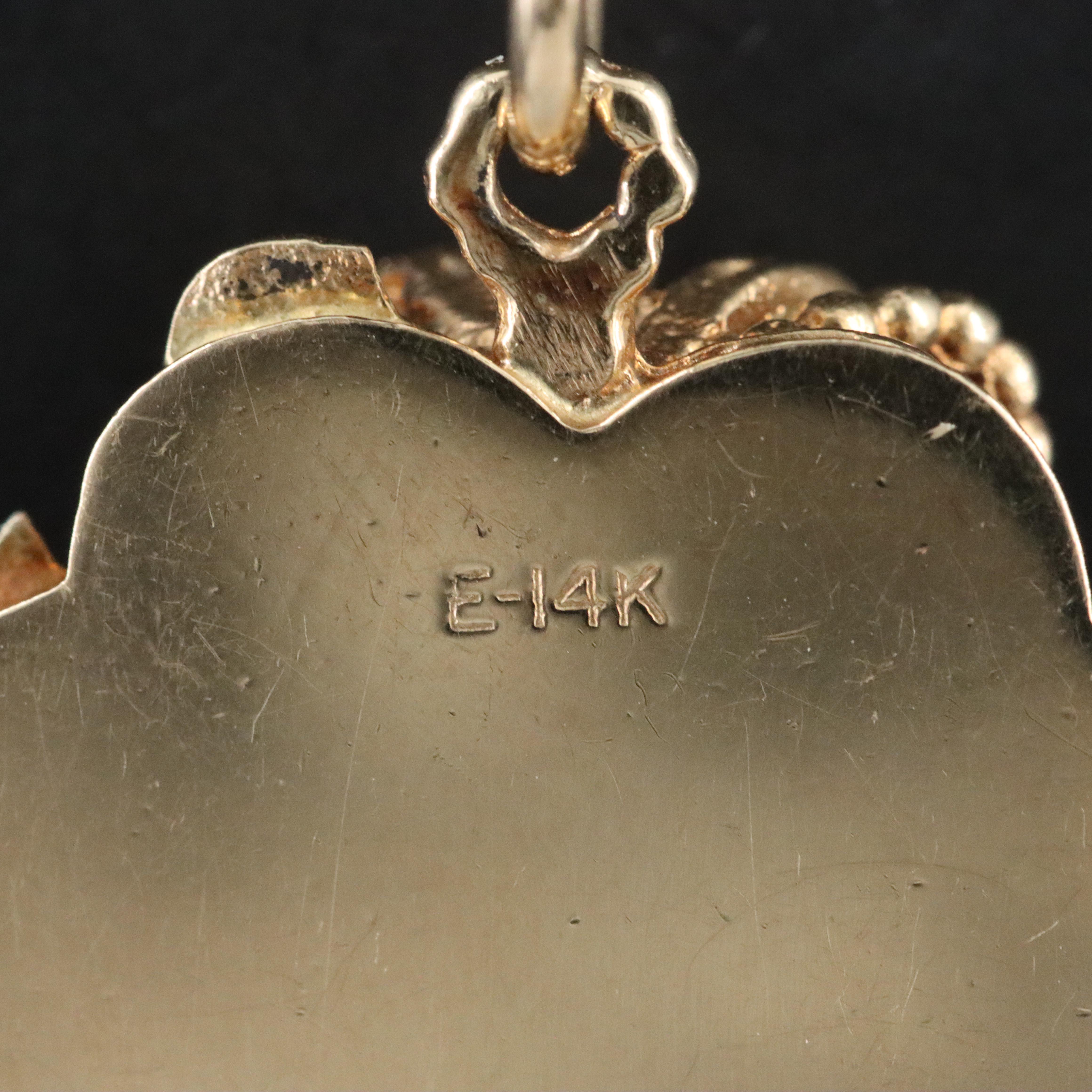 Vintage 14K Articulated Judaic Torah Ark Pendant