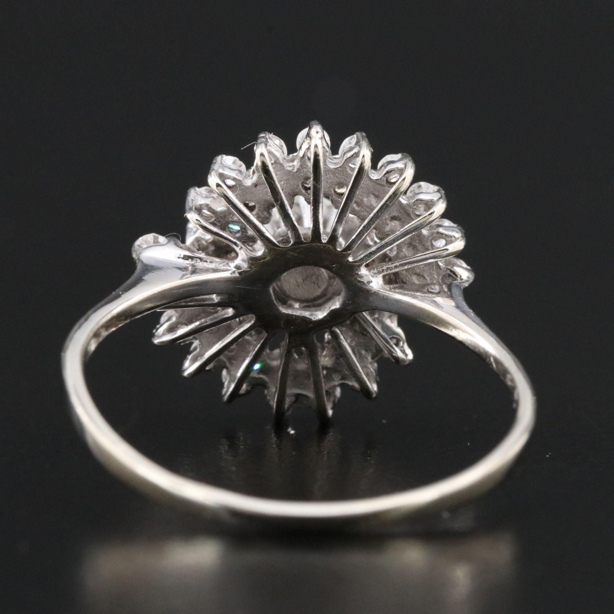 14K 1.16 CTW Diamond Spiral Ring