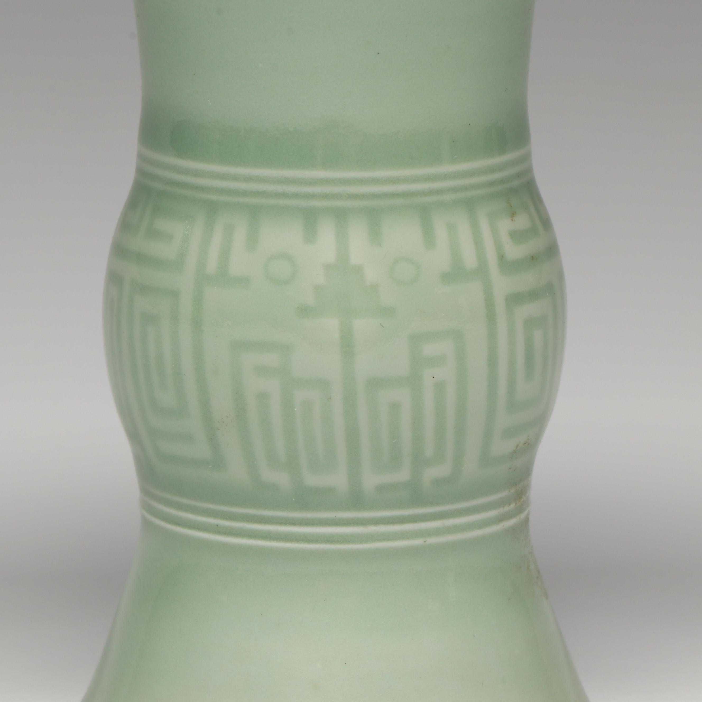 Chinese Qing Dynasty Longquan Celadon Gu Beaker Vase