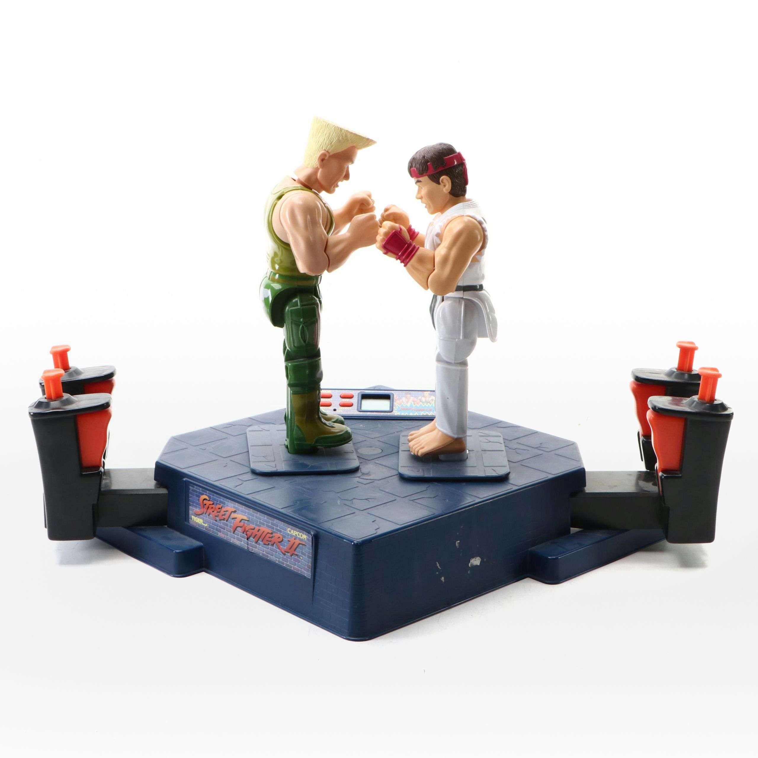 Tiger "Street Fighter II" Electronic Toy, 1993