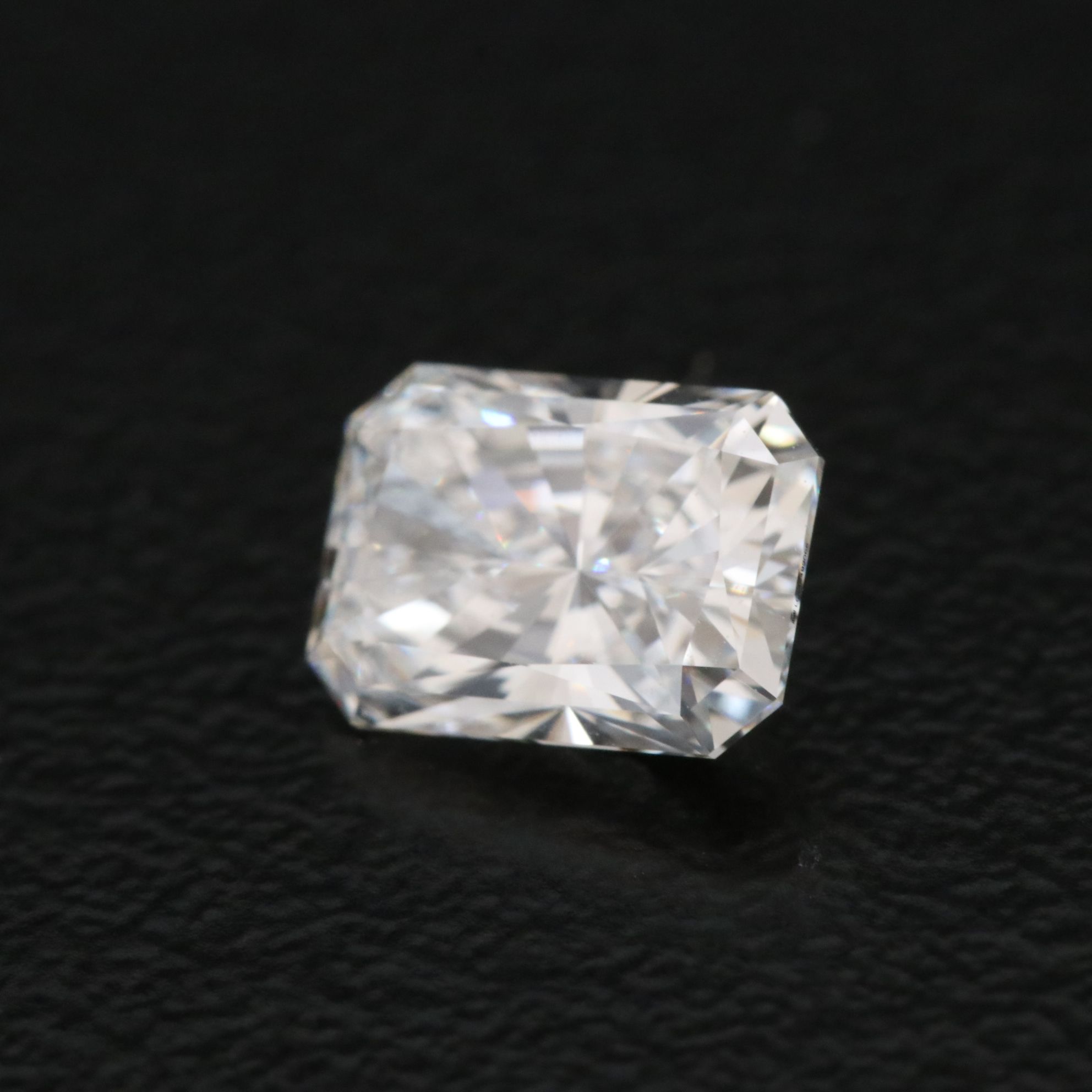 Loose 1.07 CT Lab Grown Diamond with IGI Report