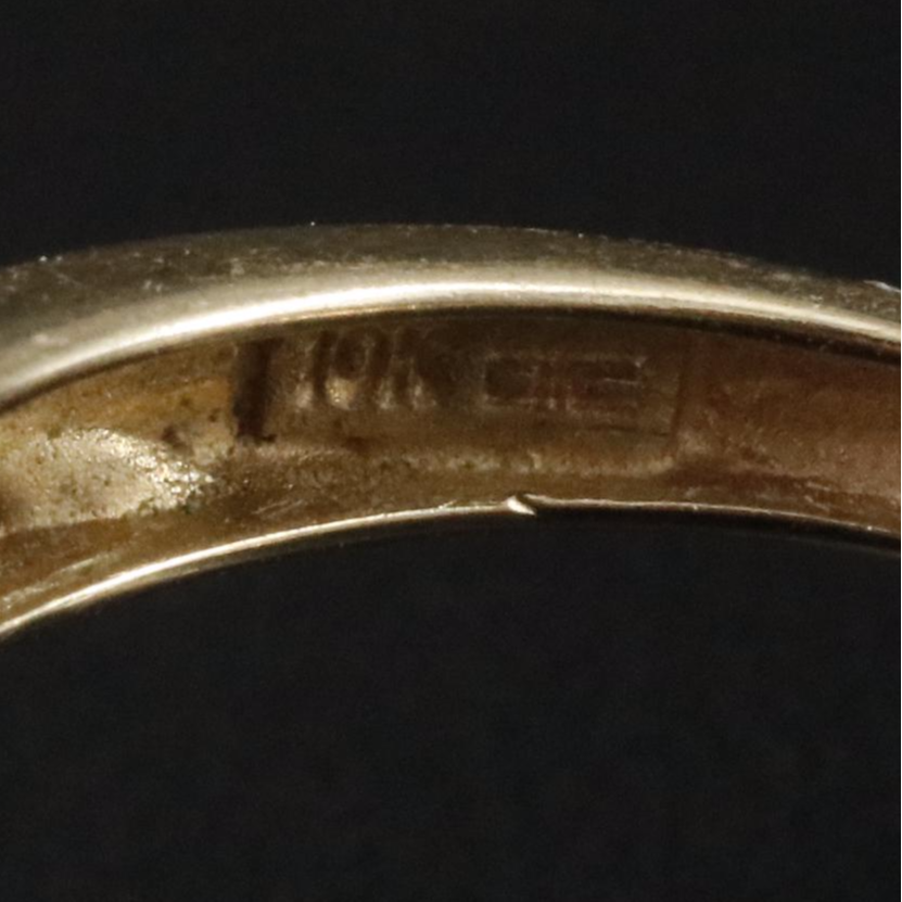 10K 0.54 CTW Diamond Heart Ring