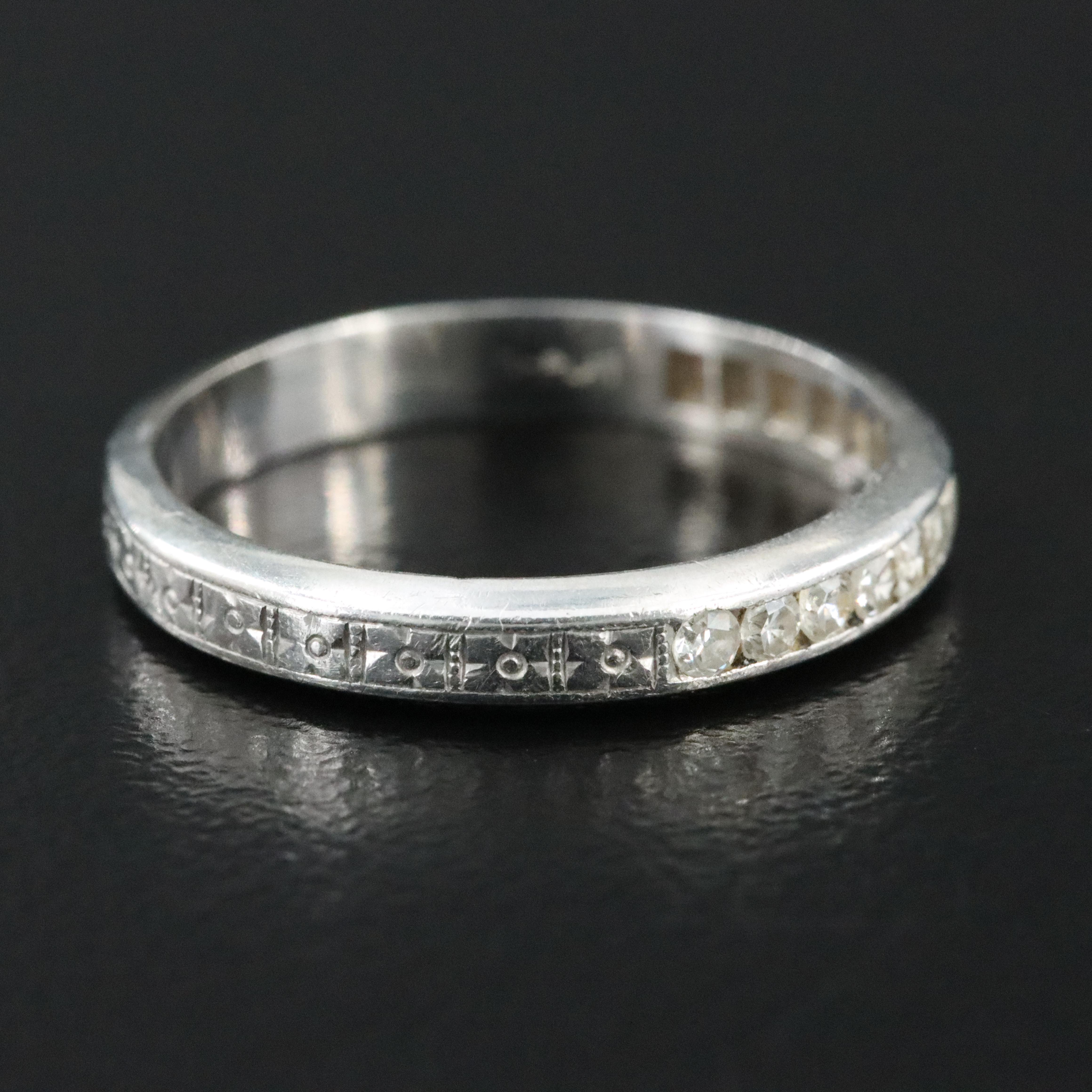 Platinum 0.23 CTW Diamond Band