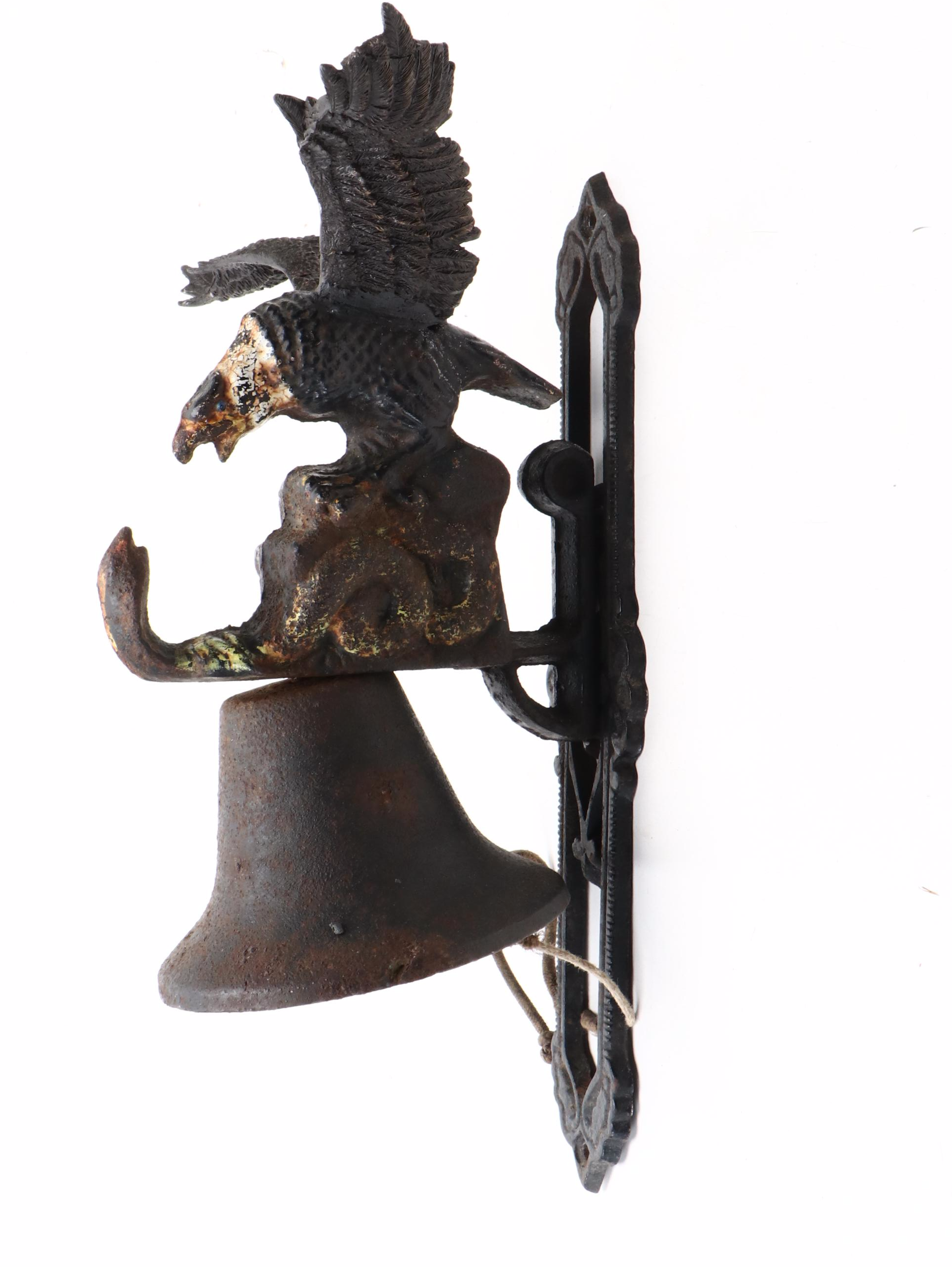 Cast Iron Wall-Mounted Eagle Dinner Bell