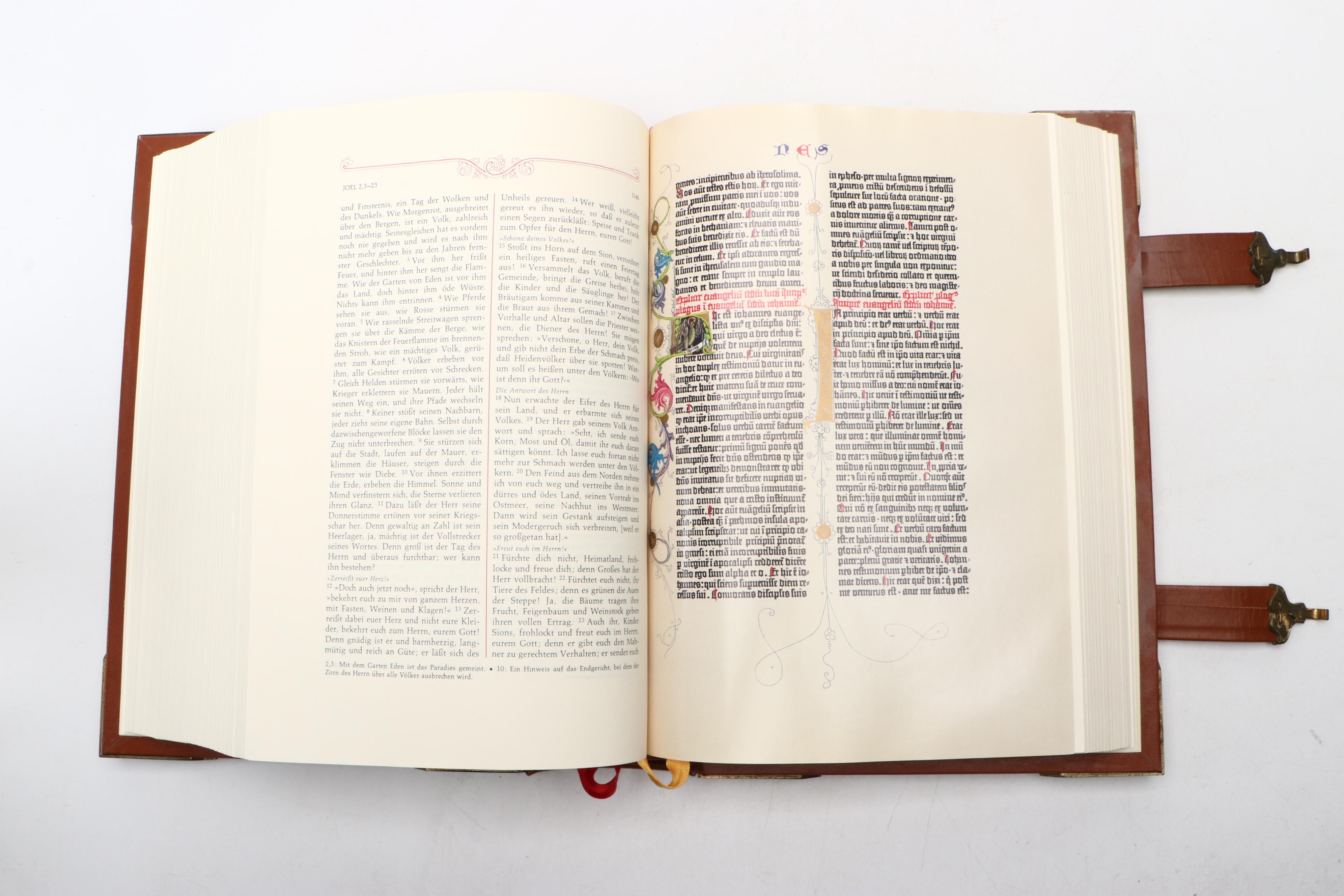 Leather Bound "Die Heilige Schrift," 1991