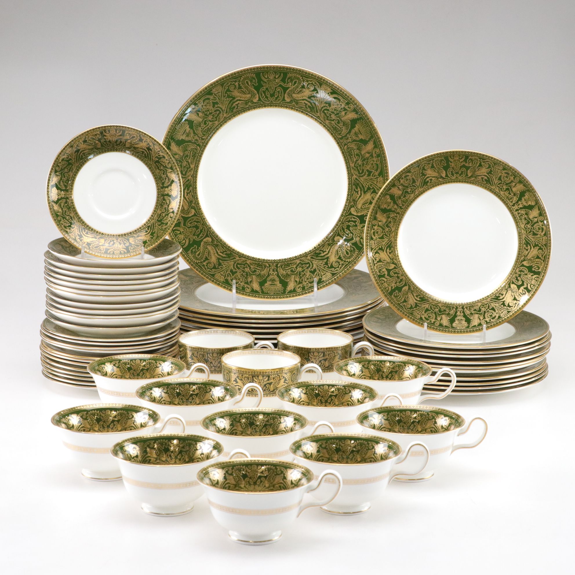 Wedgwood "Florentine" Dark Green Rim Bone China Dinnerware