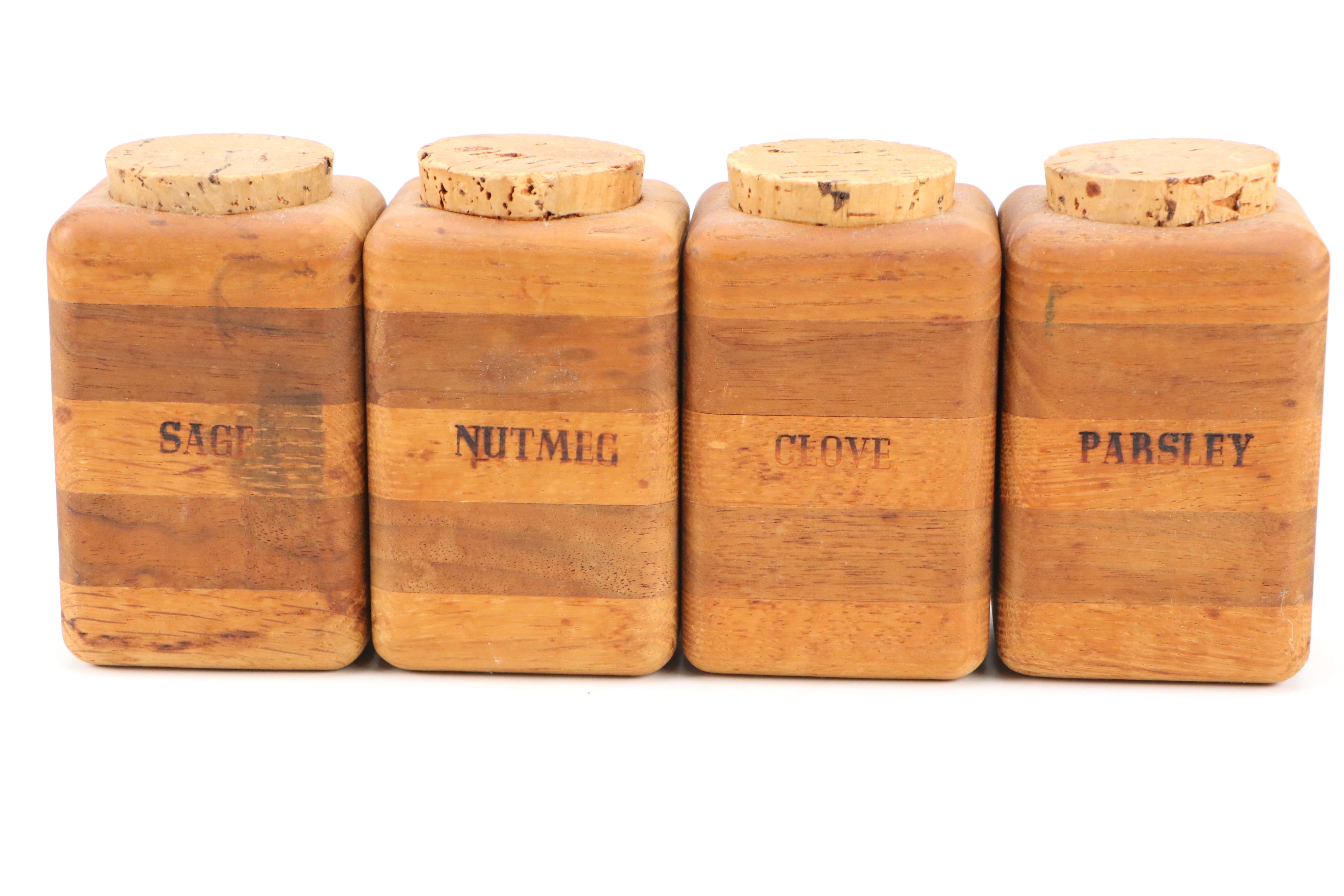 Le Creuset Enameled Cast Iron "Tostador" Pan with Other Wooden Spice Bottles