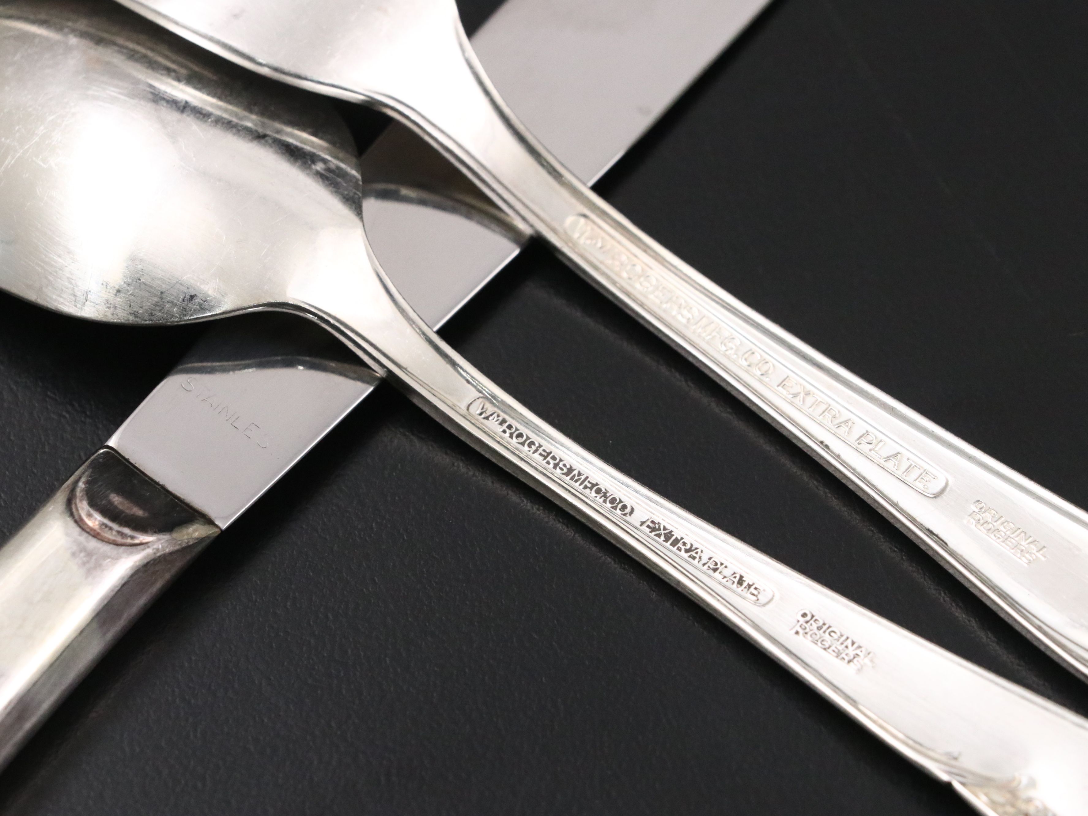 Wm. Rogers "Allure-Teatime" Silver Plate Flatware