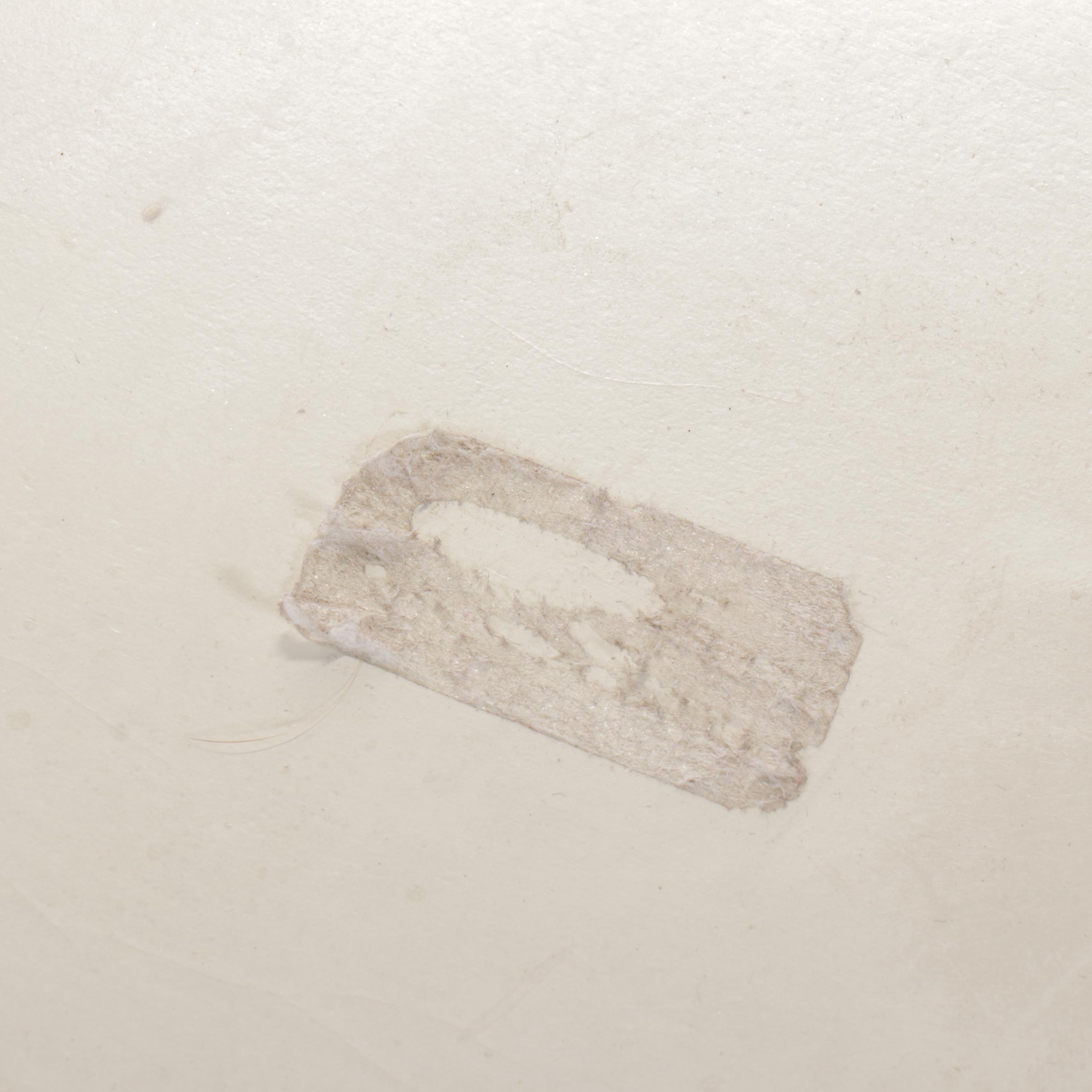 Traditional Style White Painted Wood Queen Size Bed Frame