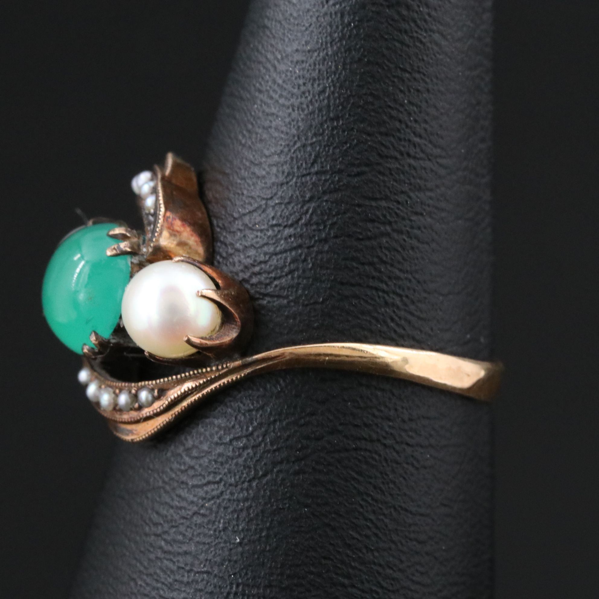 14K Chalcedony, Pearl and Seed Pearl Ring