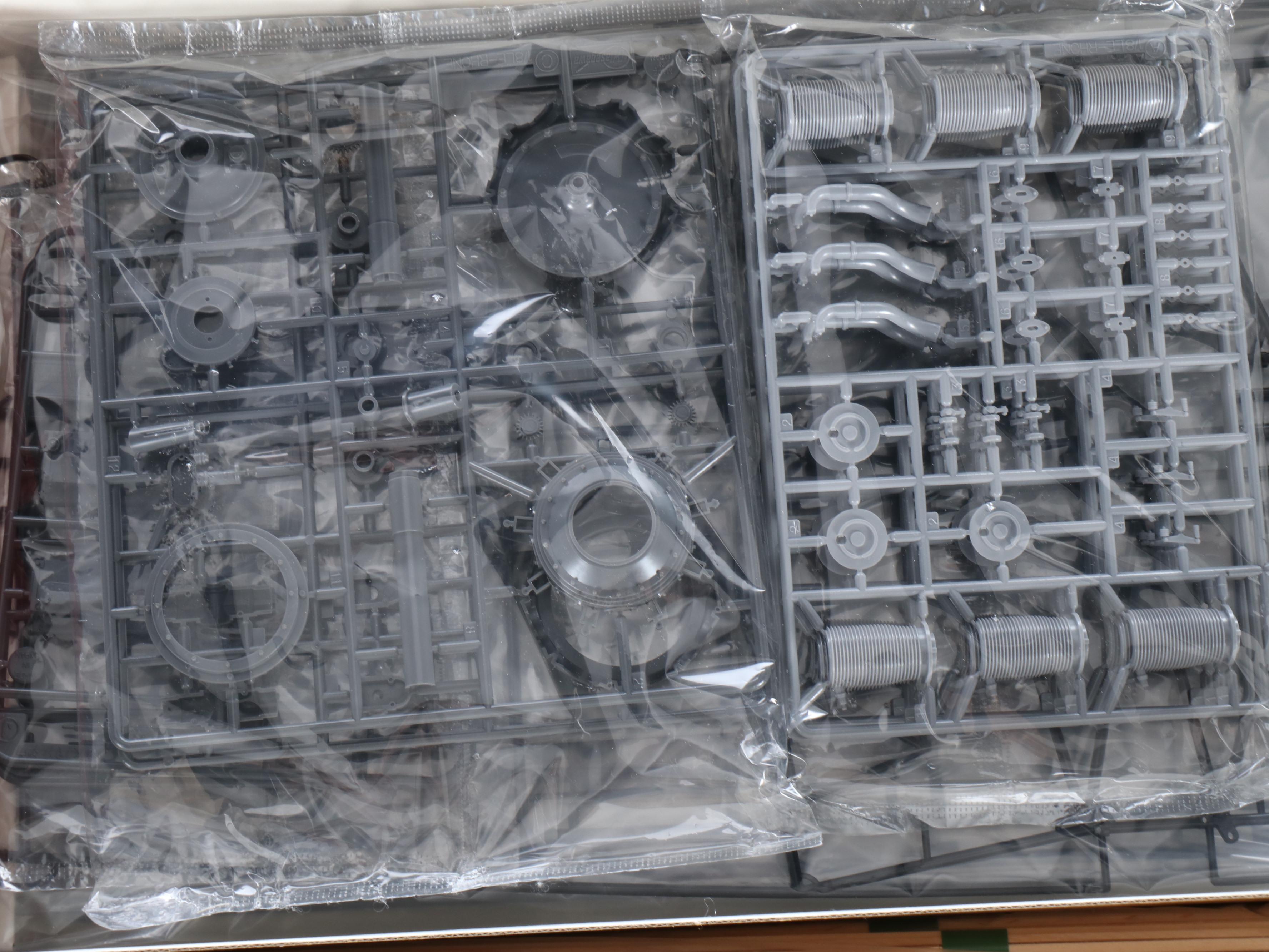 Hasegawa 1:8 Scale WWI Fokker Dr.I Model Kit