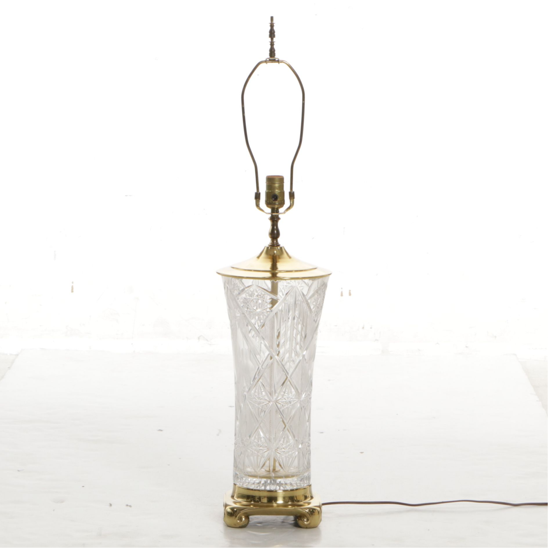 Hobstar and Strawberry Cut Glass and Brass Table Lamp, Late 20th Century