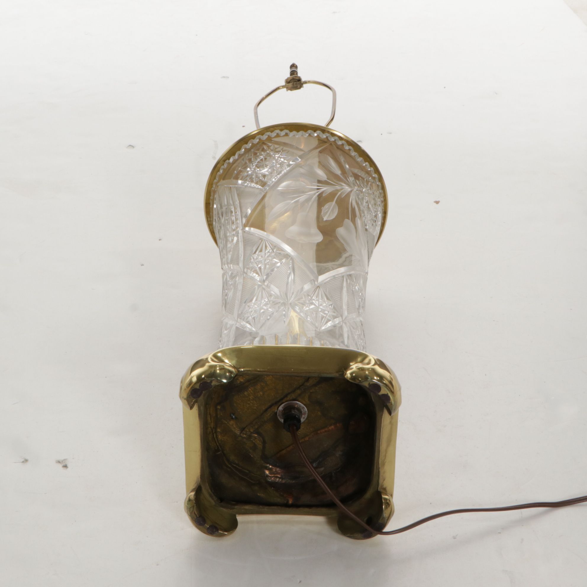 Hobstar and Strawberry Cut Glass and Brass Table Lamp, Late 20th Century