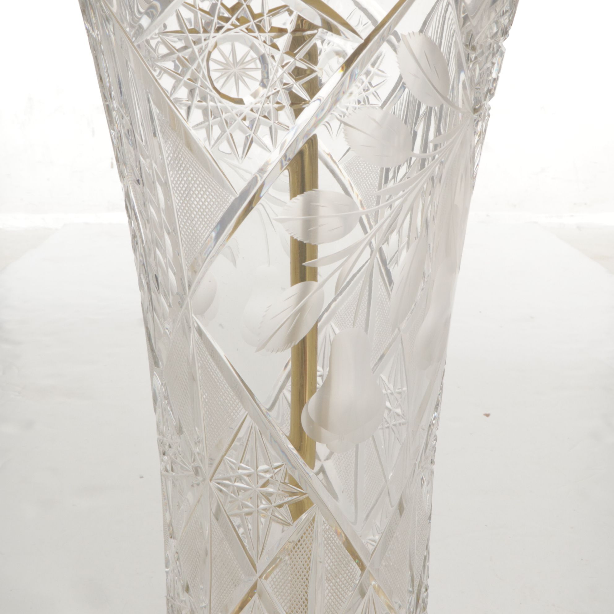 Hobstar and Strawberry Cut Glass and Brass Table Lamp, Late 20th Century