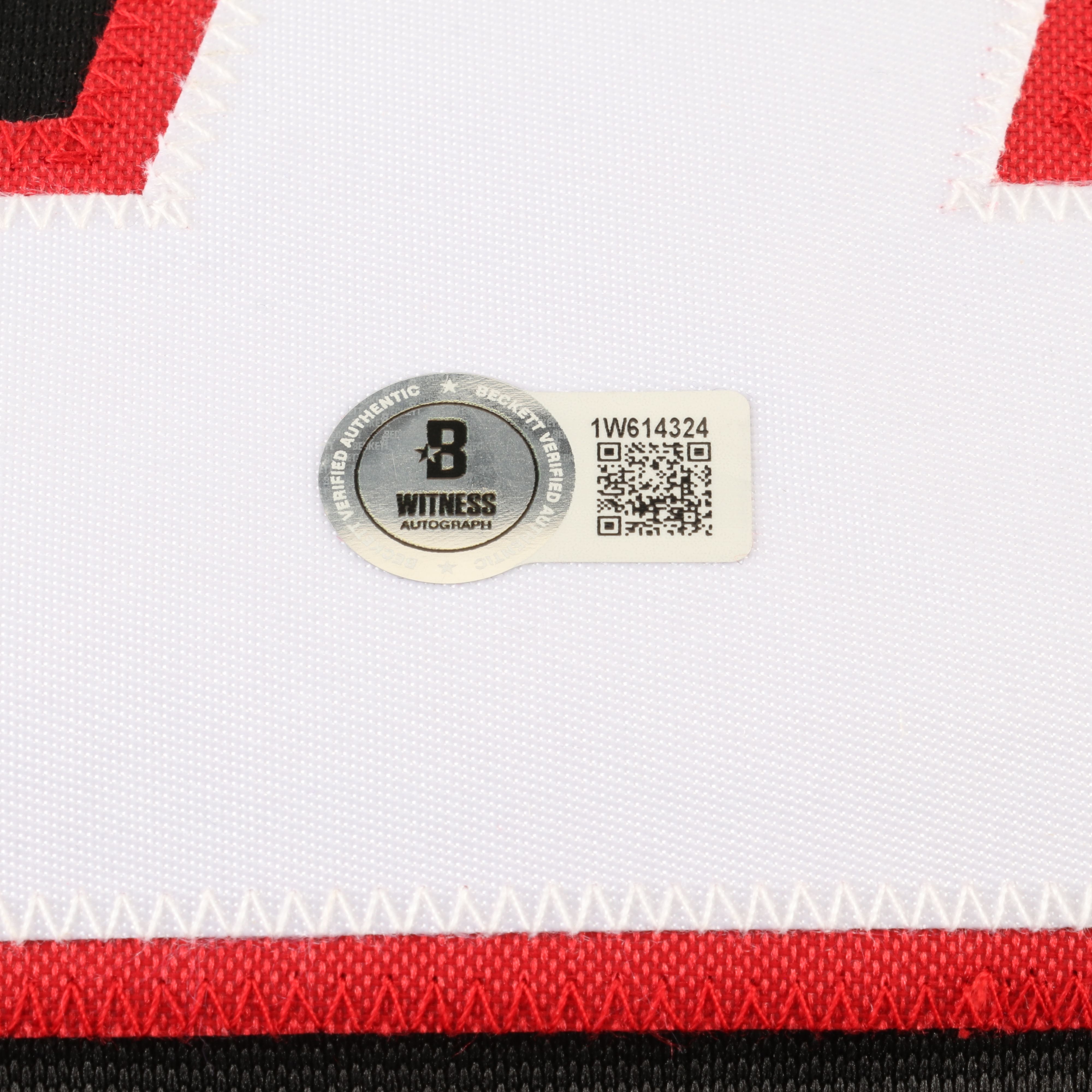 Chris Chelios Signed “HOF 2013” Chicago Blackhawks Hockey Jersey, Beckett