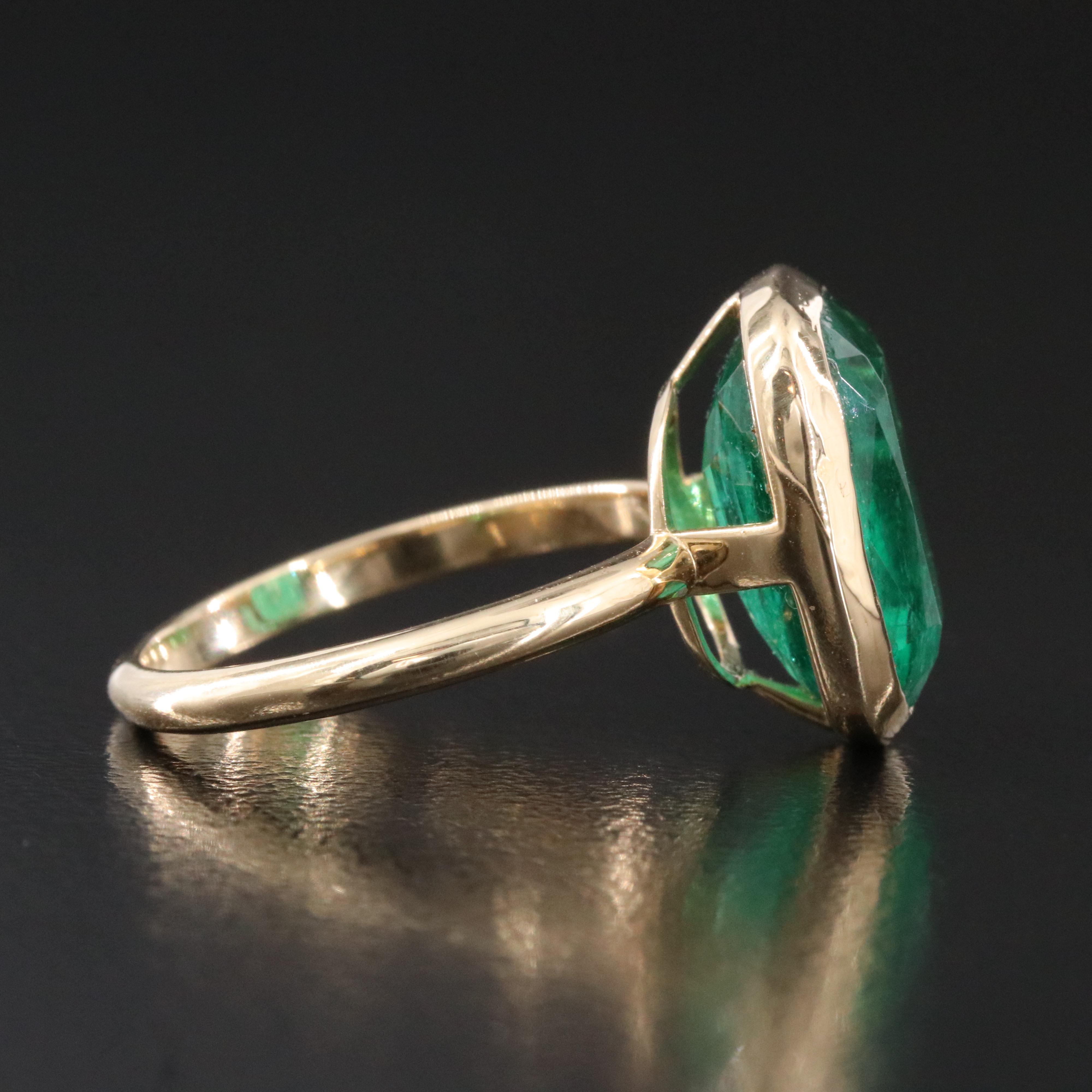 18K 6.30 CT Emerald Solitaire Ring