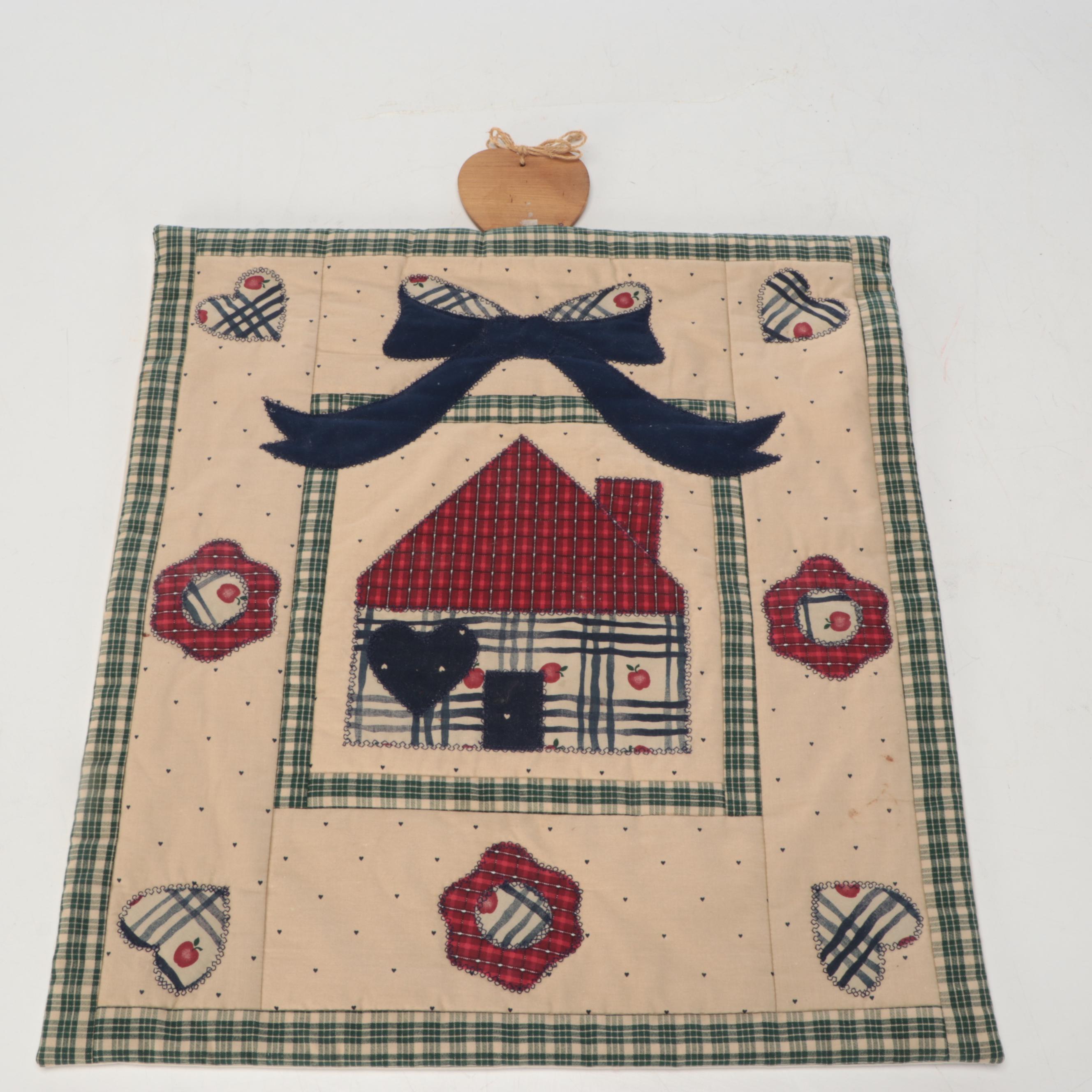 Country Style Hanging Quilt with Quilt Rack