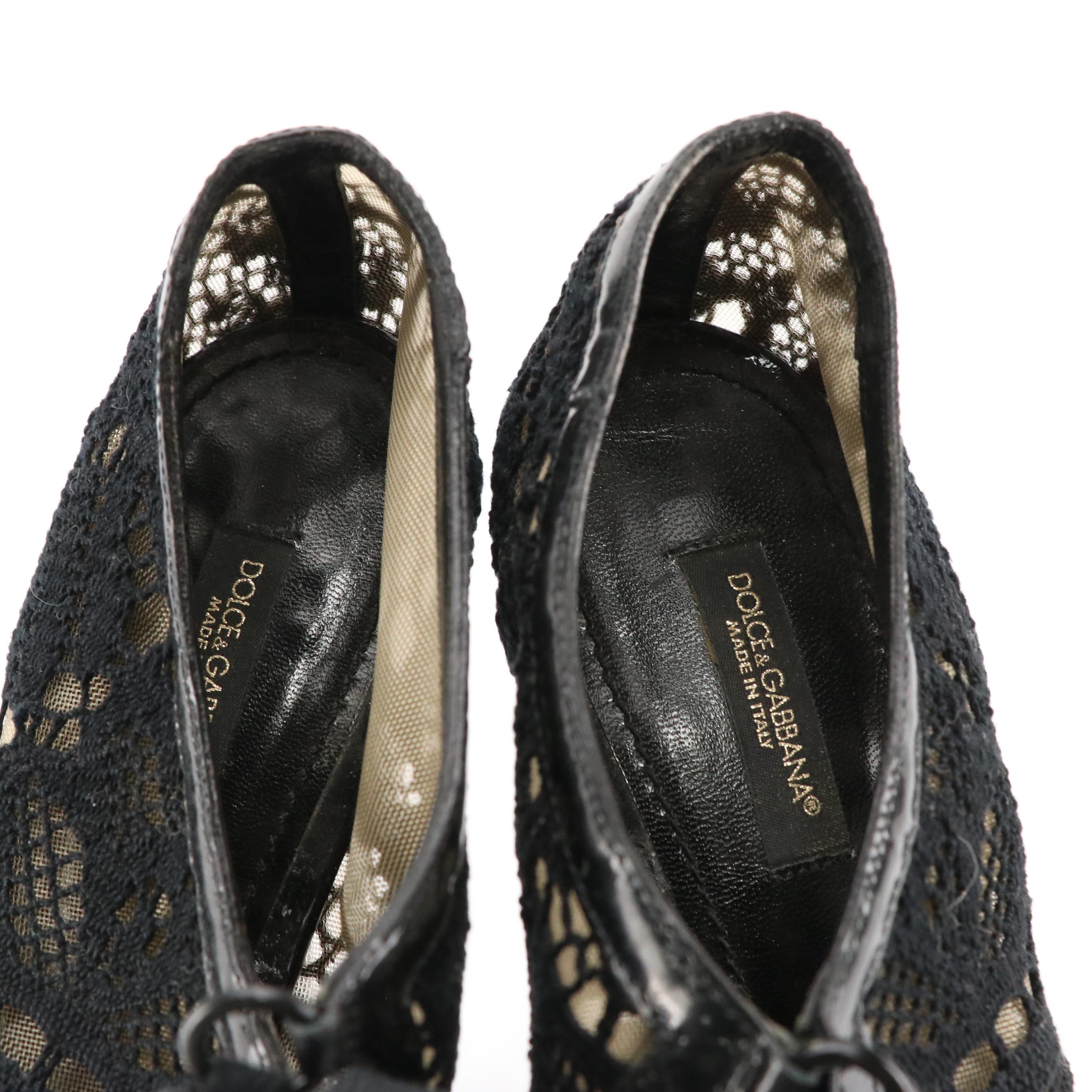 Dolce & Gabbana Platform Peep-Toe Pumps in Black Mesh Lace and Patent Leather