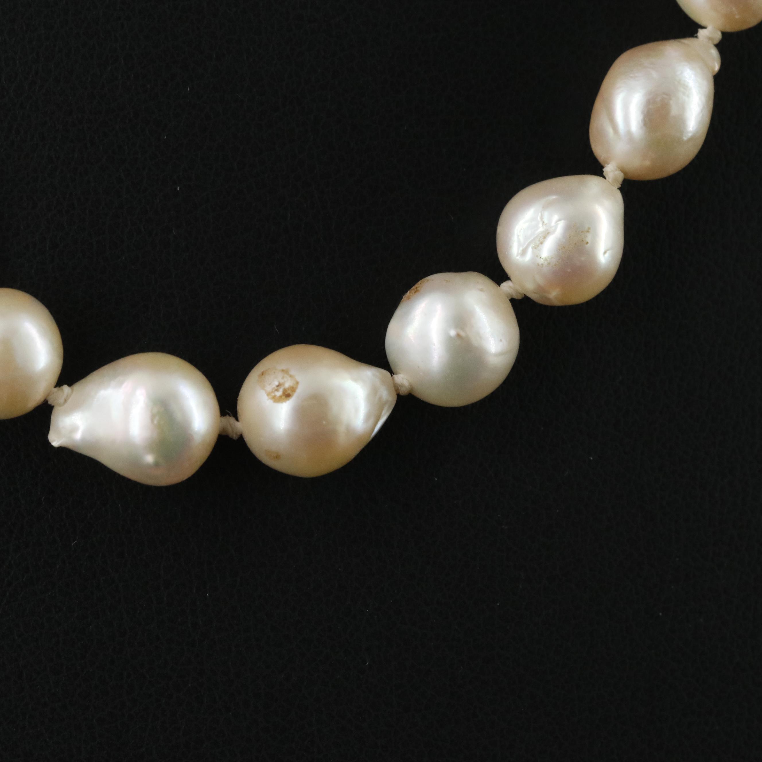 Set of Pearl Necklaces