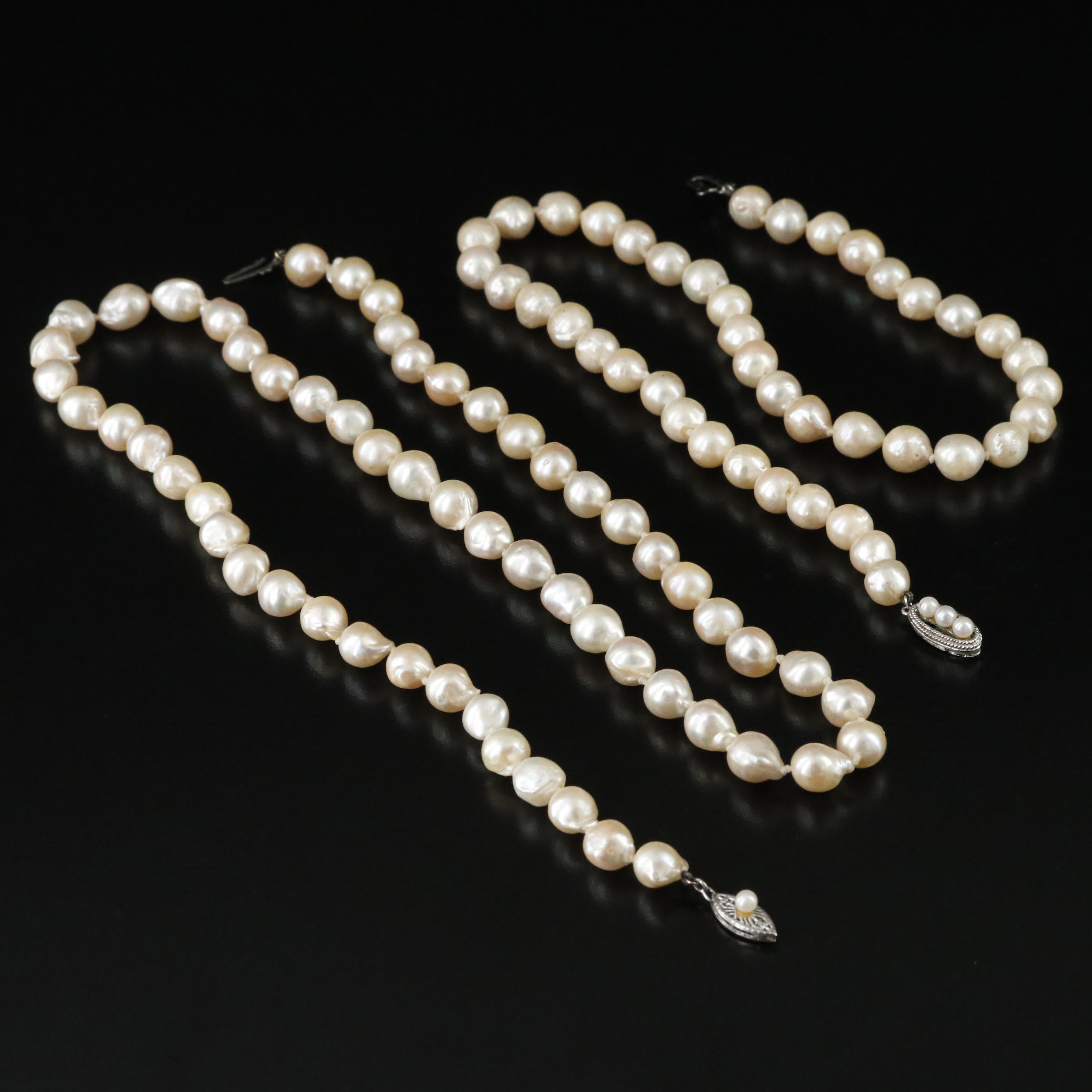 Set of Pearl Necklaces