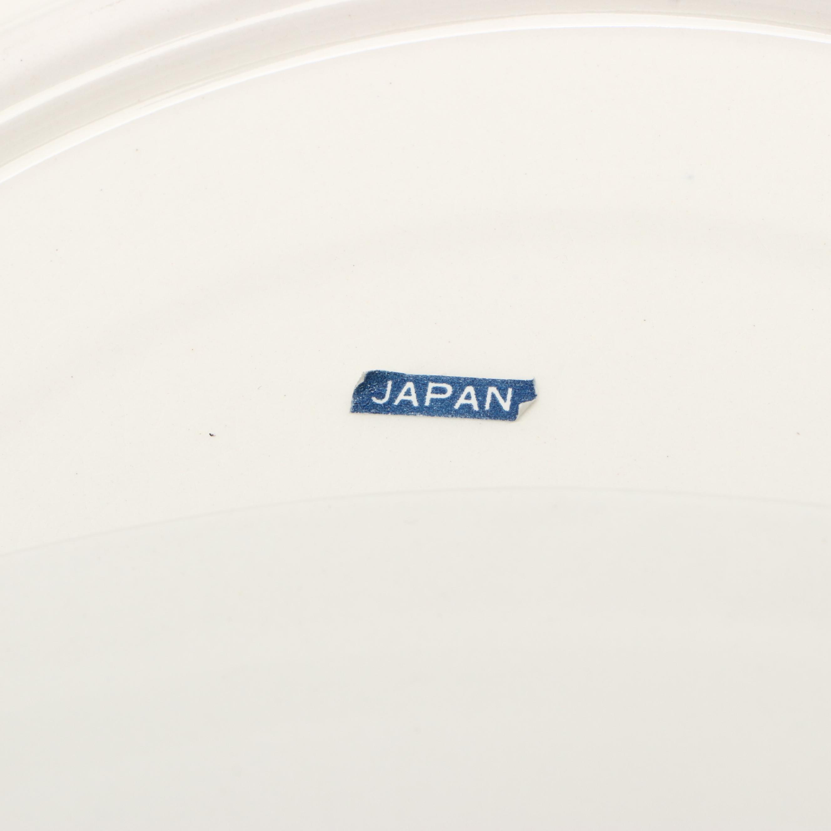 Japanese Imari Porcelain Decorative Plates