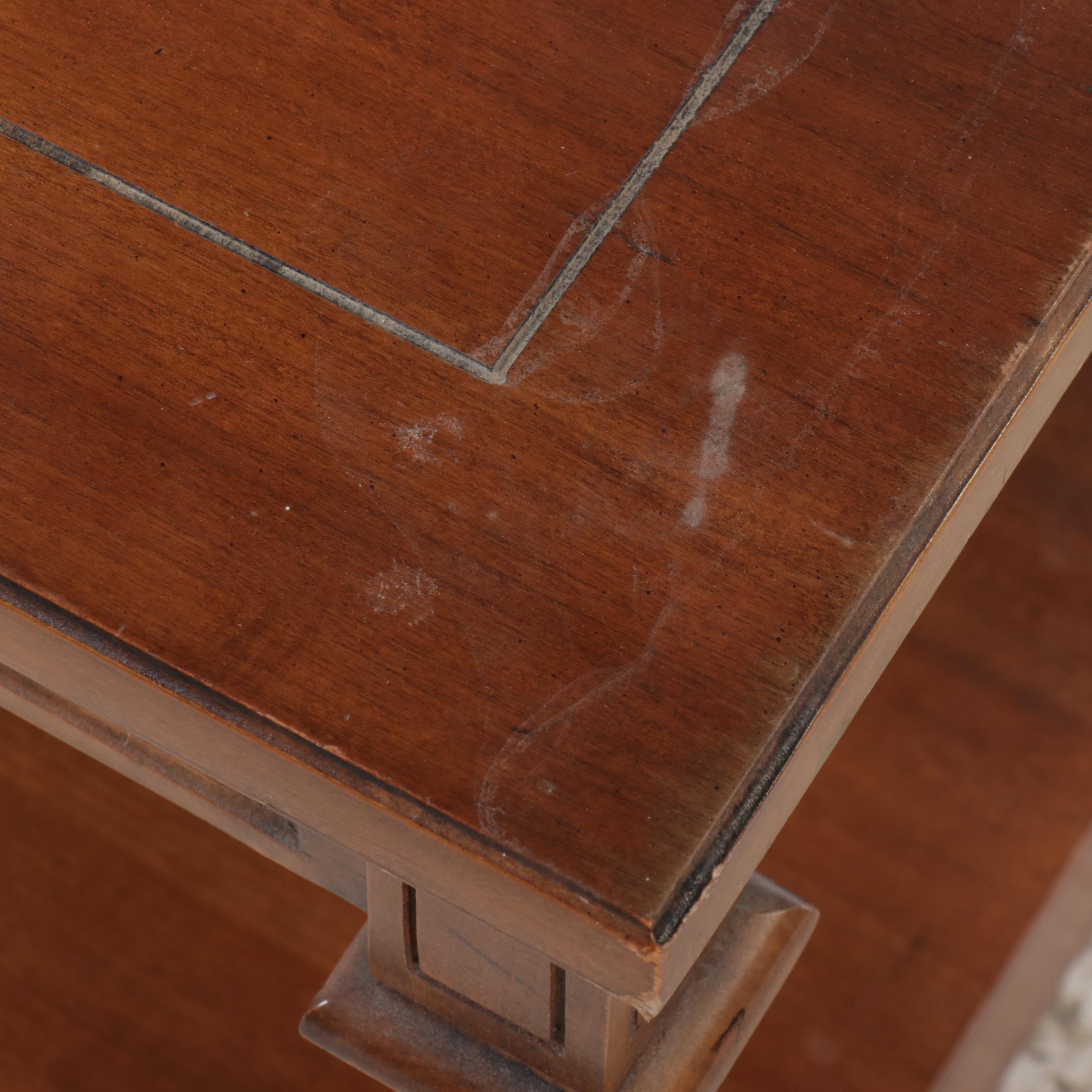 Traditional Style Two-Tiered Mahogany End Table