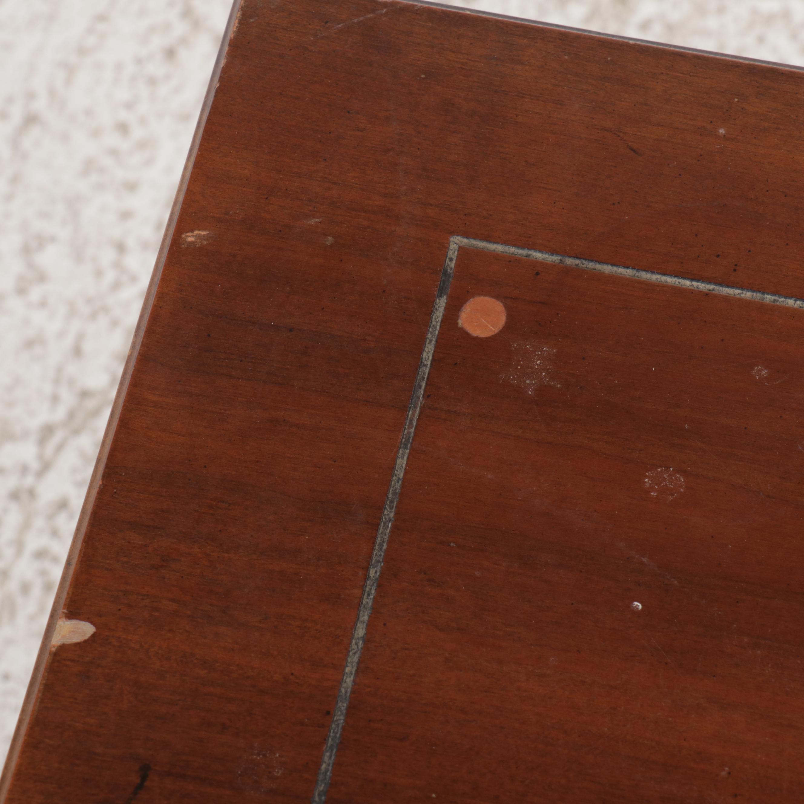 Traditional Style Two-Tiered Mahogany End Table