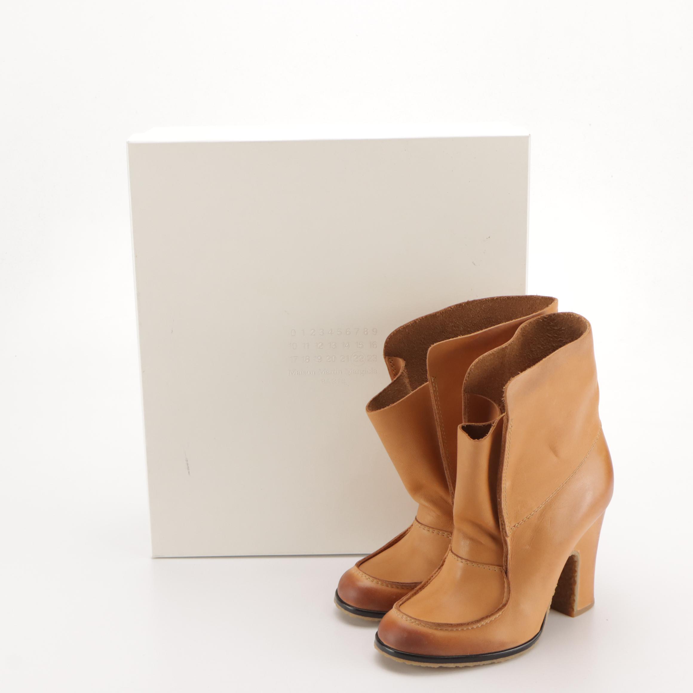 Maison Martin Margiela Ankle Boots in Natural Leather with Box